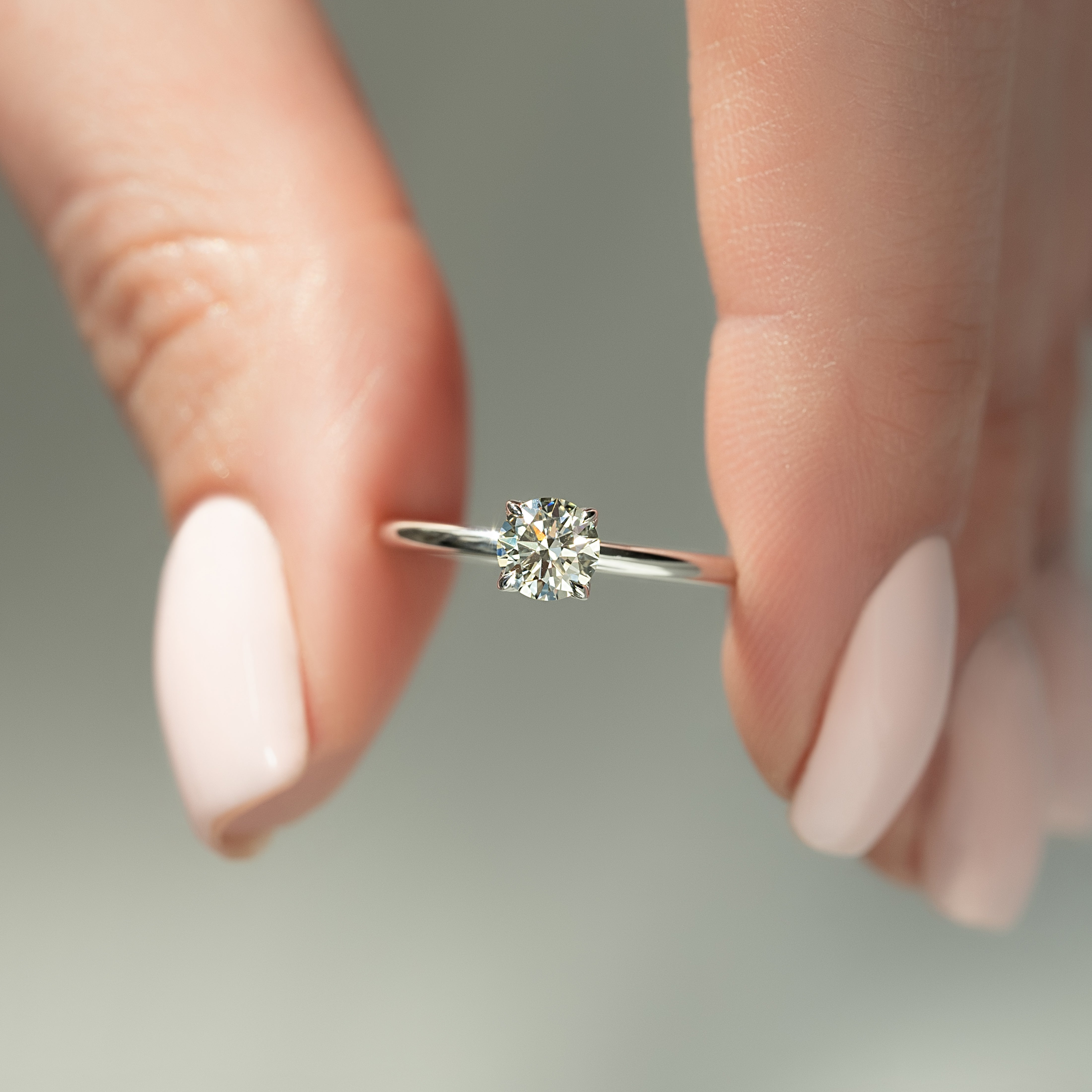 1.0 - 3.0 CT Round Cut CVD Diamond Solitaire Engagement Ring
