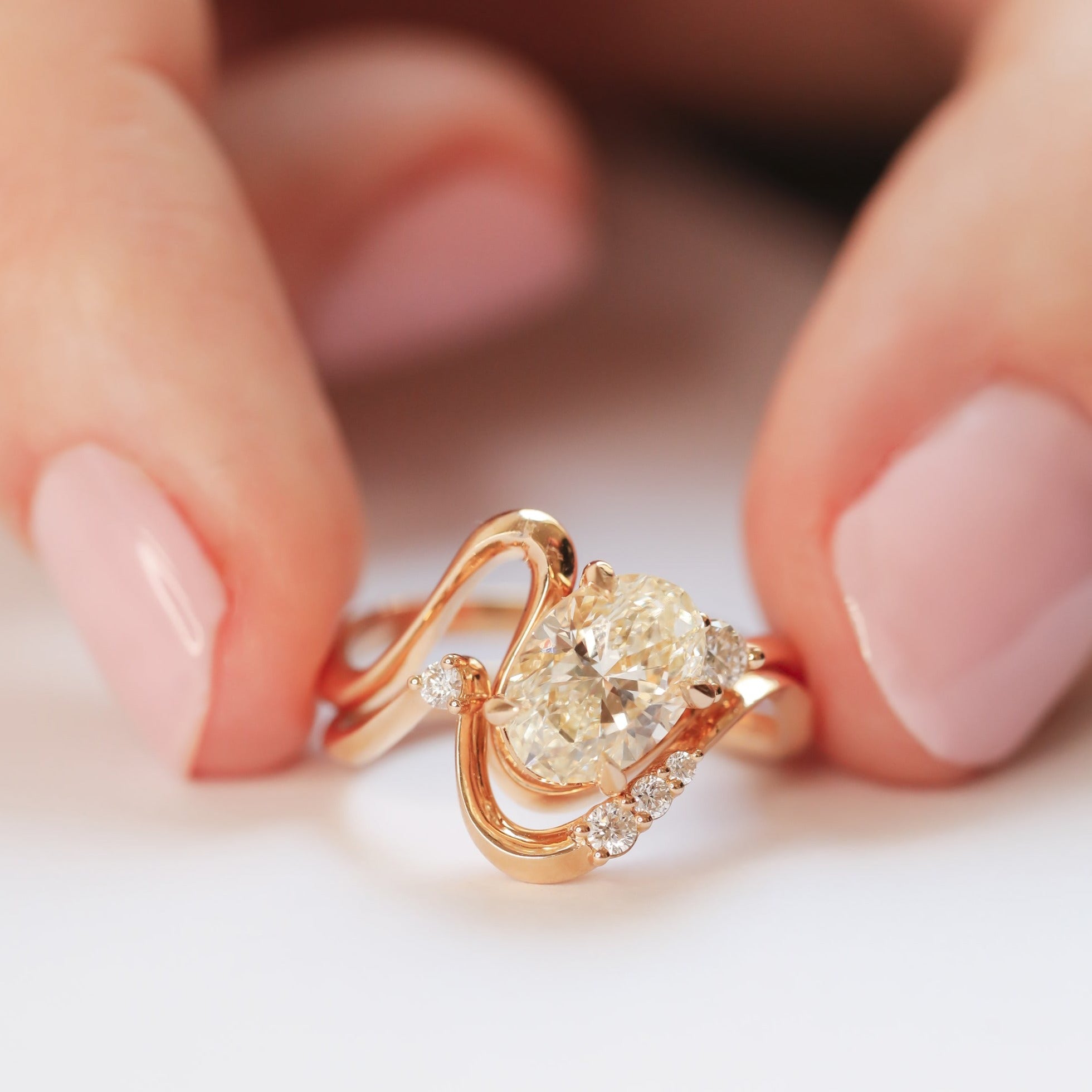 1.70- 3.50 CT Oval Lab Grown Diamond Unique Bridal Ring Set