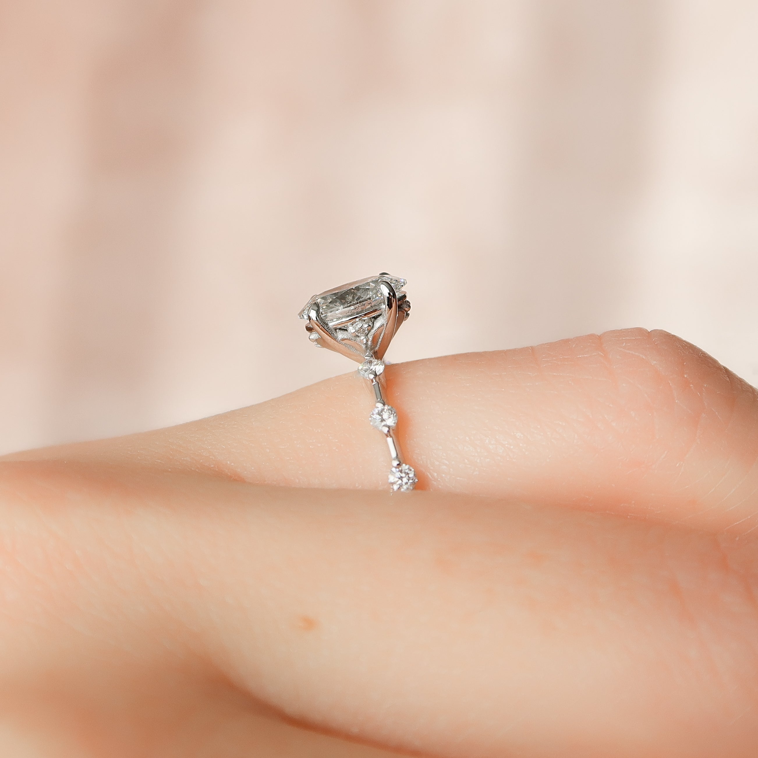 2.0 - 4.0 CT Oval Cut CVD Diamond Dainty Engagement Ring