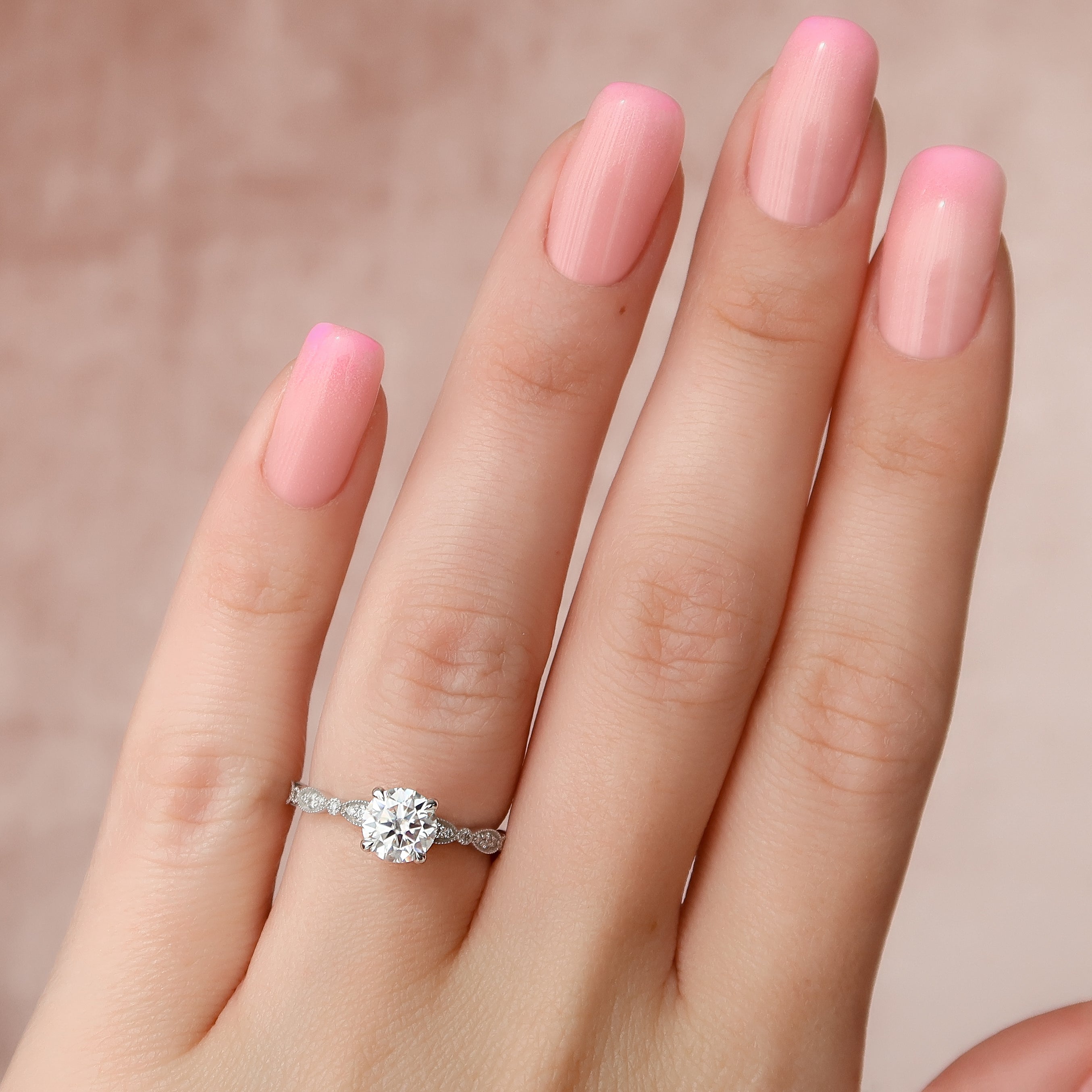 1.0 - 2.0 CT Round Cut Lab Grown Diamond art-deco Engagement Ring