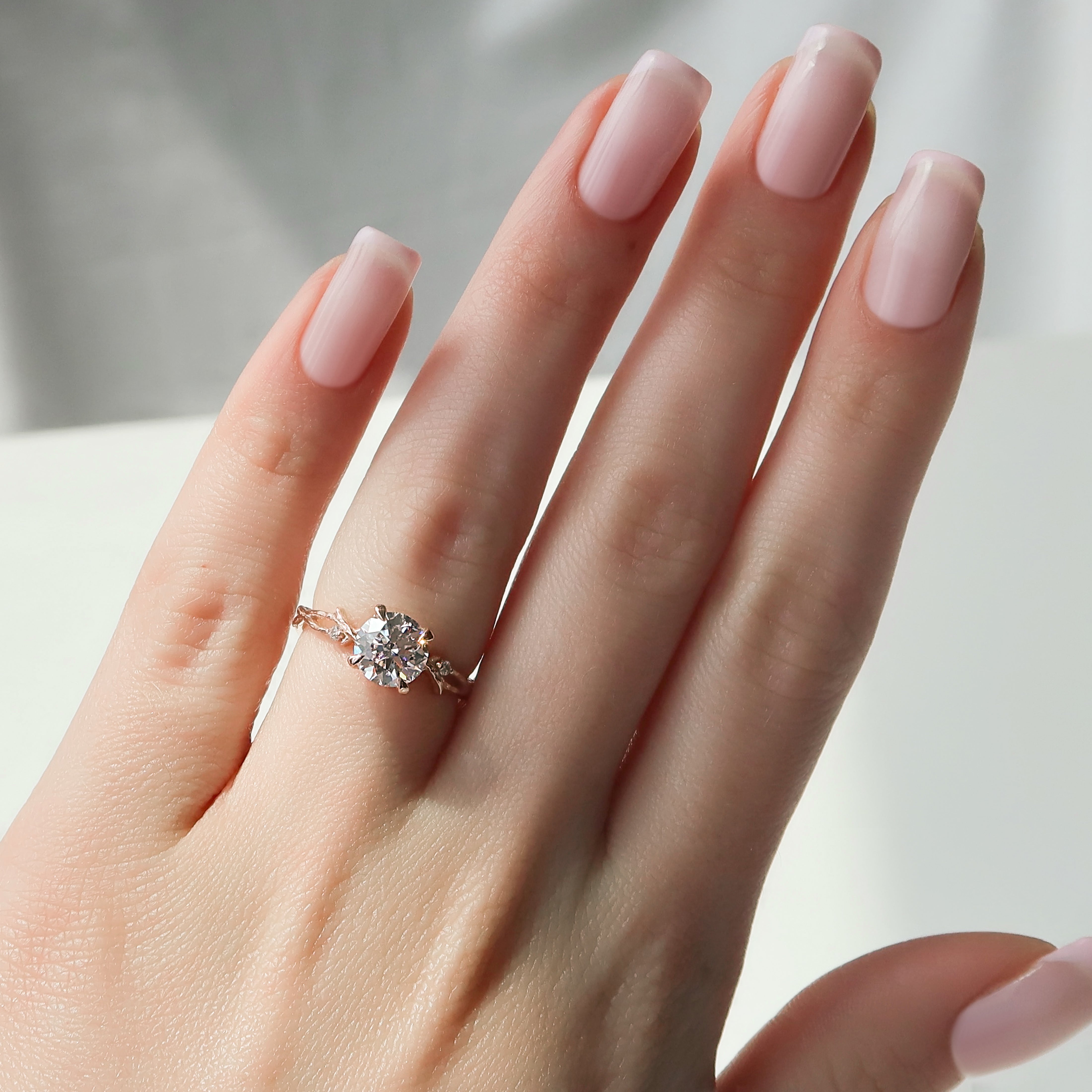 1.0 - 3.0 CT Round Cut CVD Diamond Twig Setting Engagement Ring