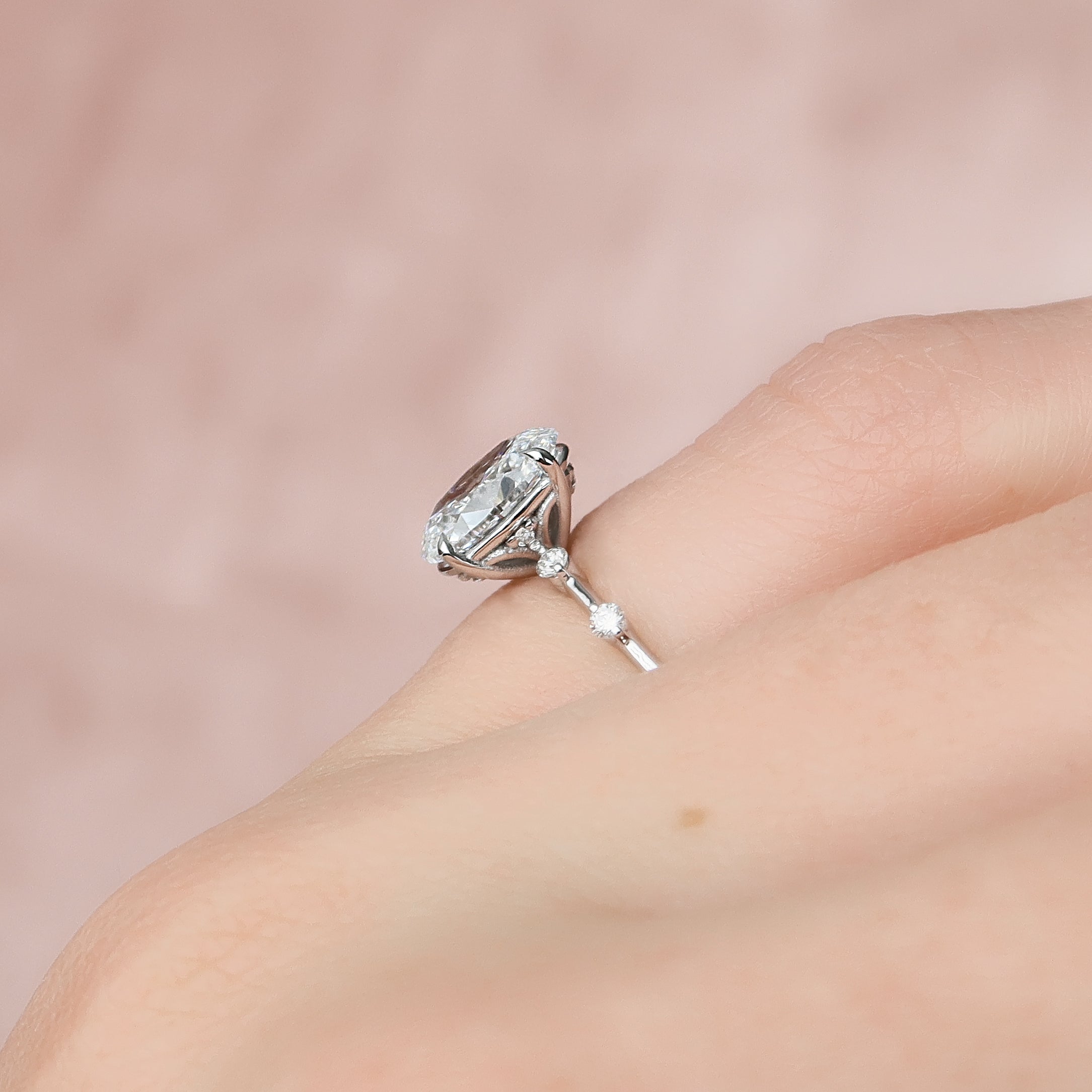 2.0 - 4.0 CT Oval Cut CVD Diamond Dainty Engagement Ring