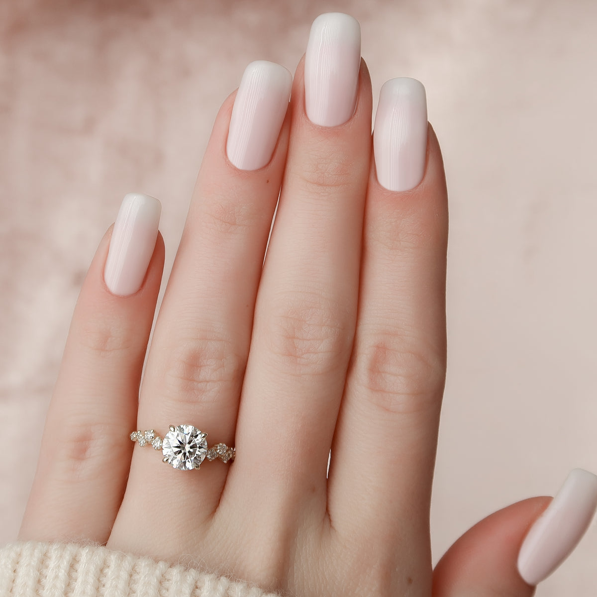 1.50 - 3.50 CT Round Cut Lab Grown Diamond mia-setting Engagement Ring