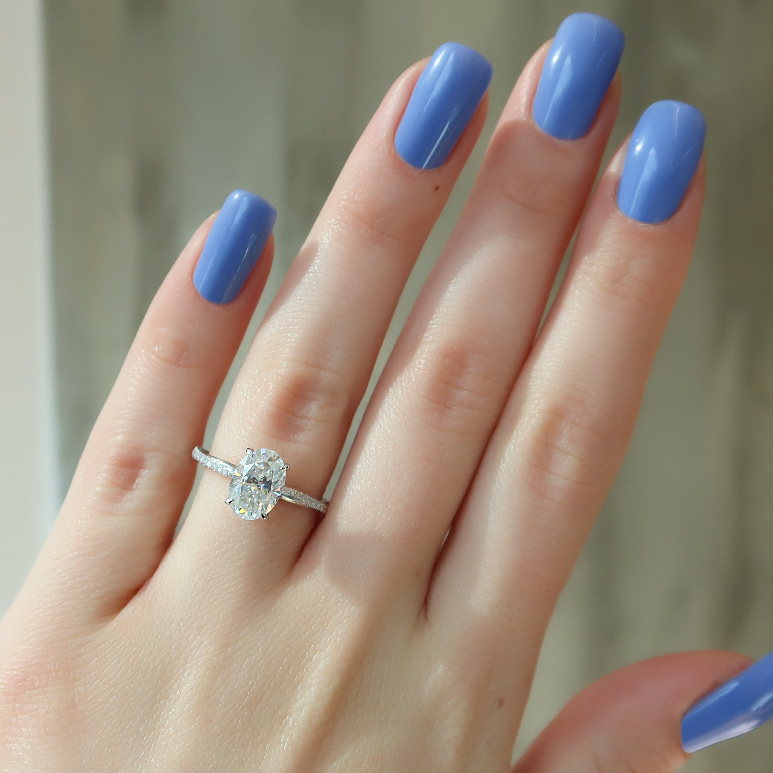 2.0 - 4.0 CT Oval Cut CVD Diamond Twisted Engagement Ring