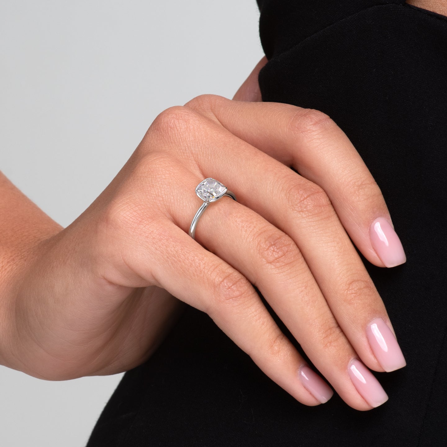 2.0 - 4.0 CT Cushion Cut CVD Diamond Solitaire Engagement Ring
