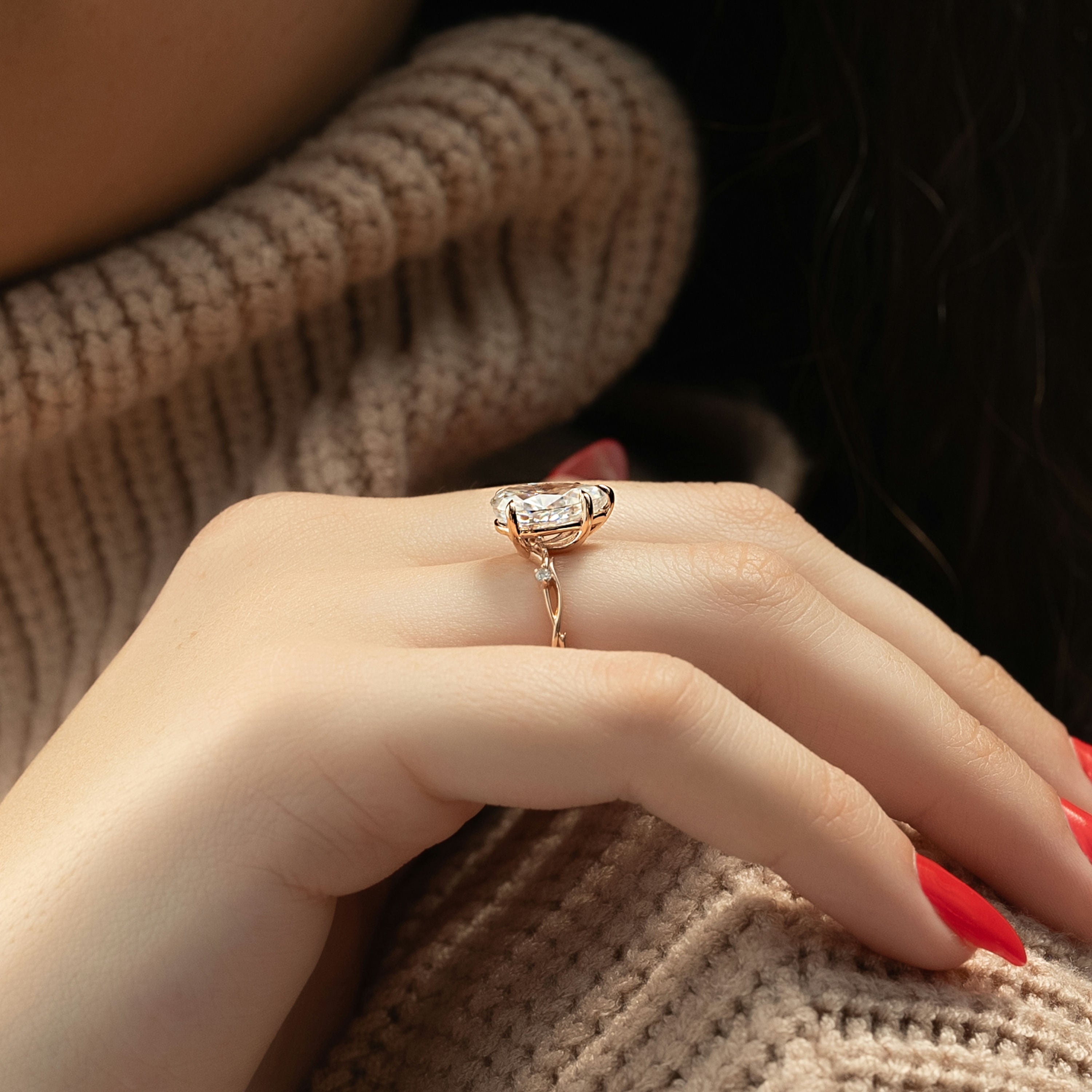 Pear cut CVD diamond engagement ring in twig-style band with organic detailing