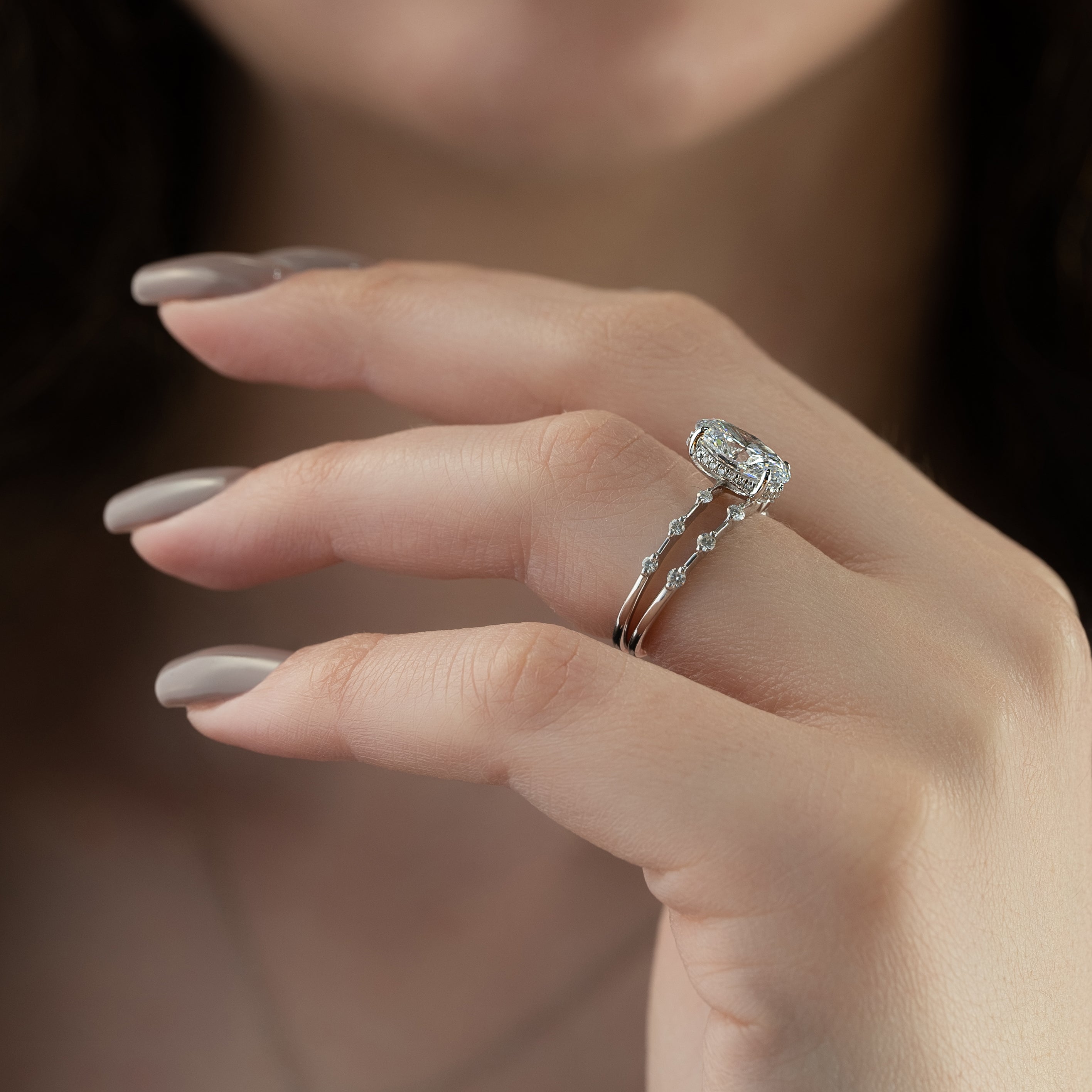 2.0 -4.0 CT Oval Cut Lab Grown Diamond Dainty Engagement Ring