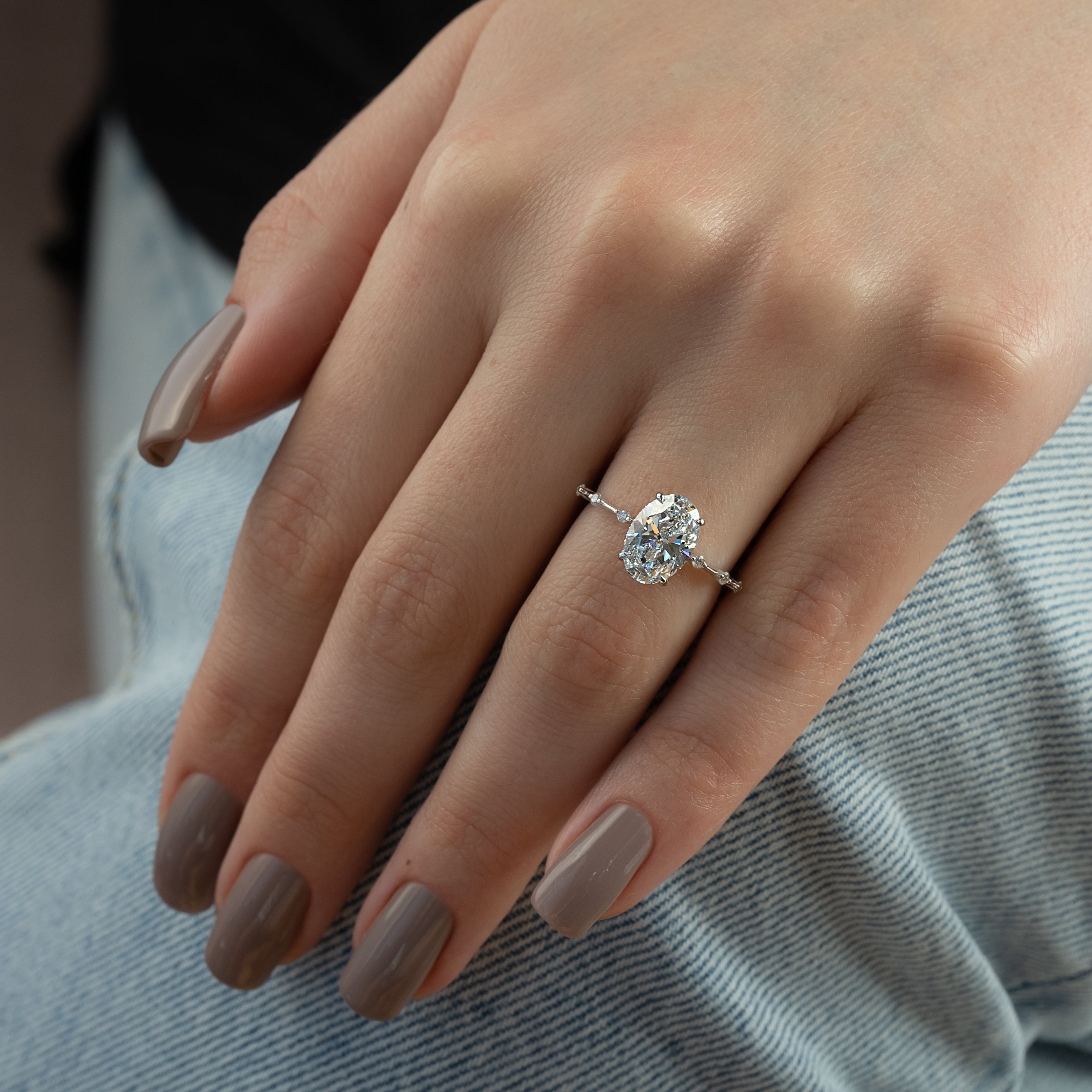 2.0 -4.0 CT Oval Cut Lab Grown Diamond Dainty Engagement Ring
