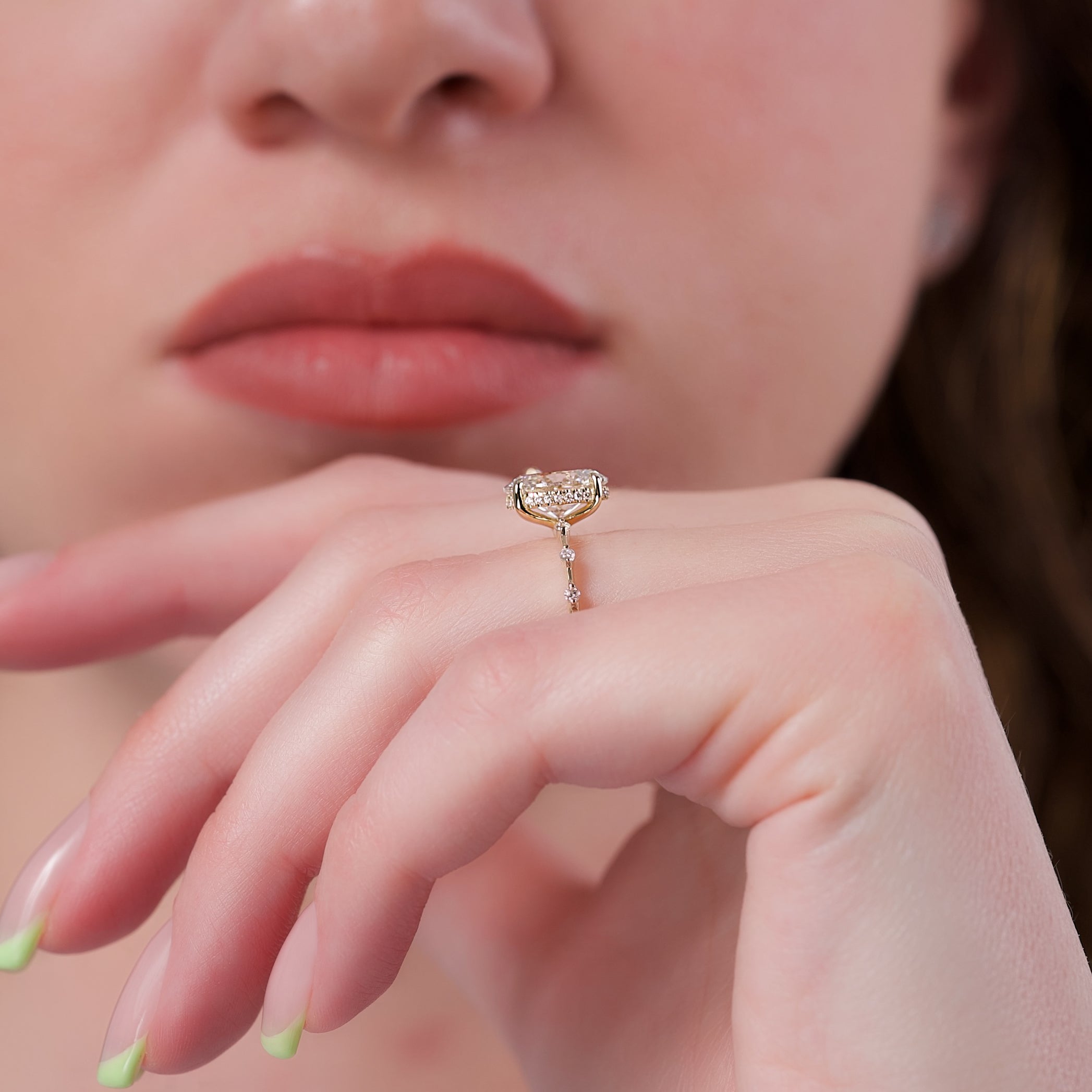 2.0 -4.0 CT Oval Cut Lab Grown Diamond Dainty Engagement Ring
