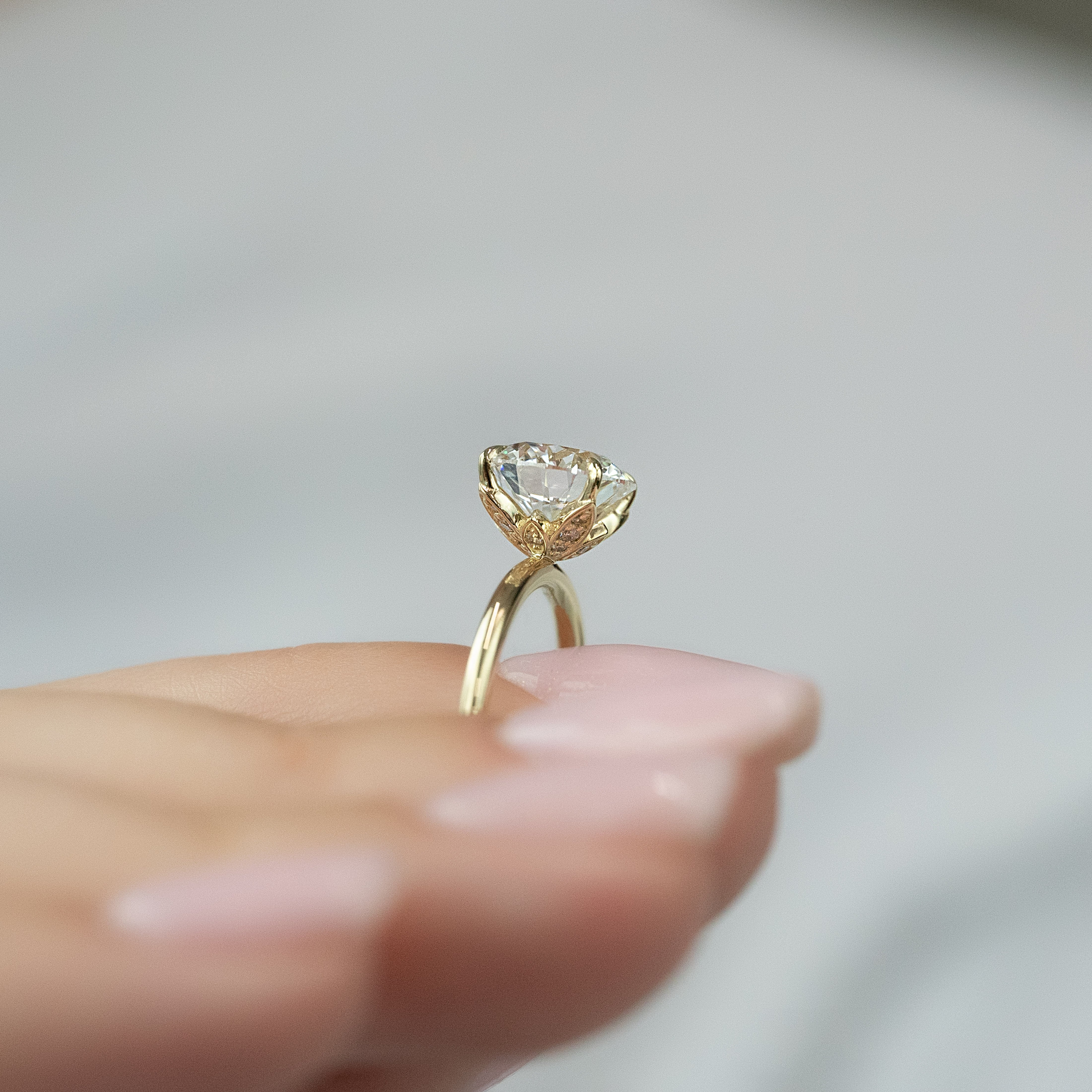 1.0 - 3.0 CT Round Cut CVD Diamond Solitaire Engagement Ring