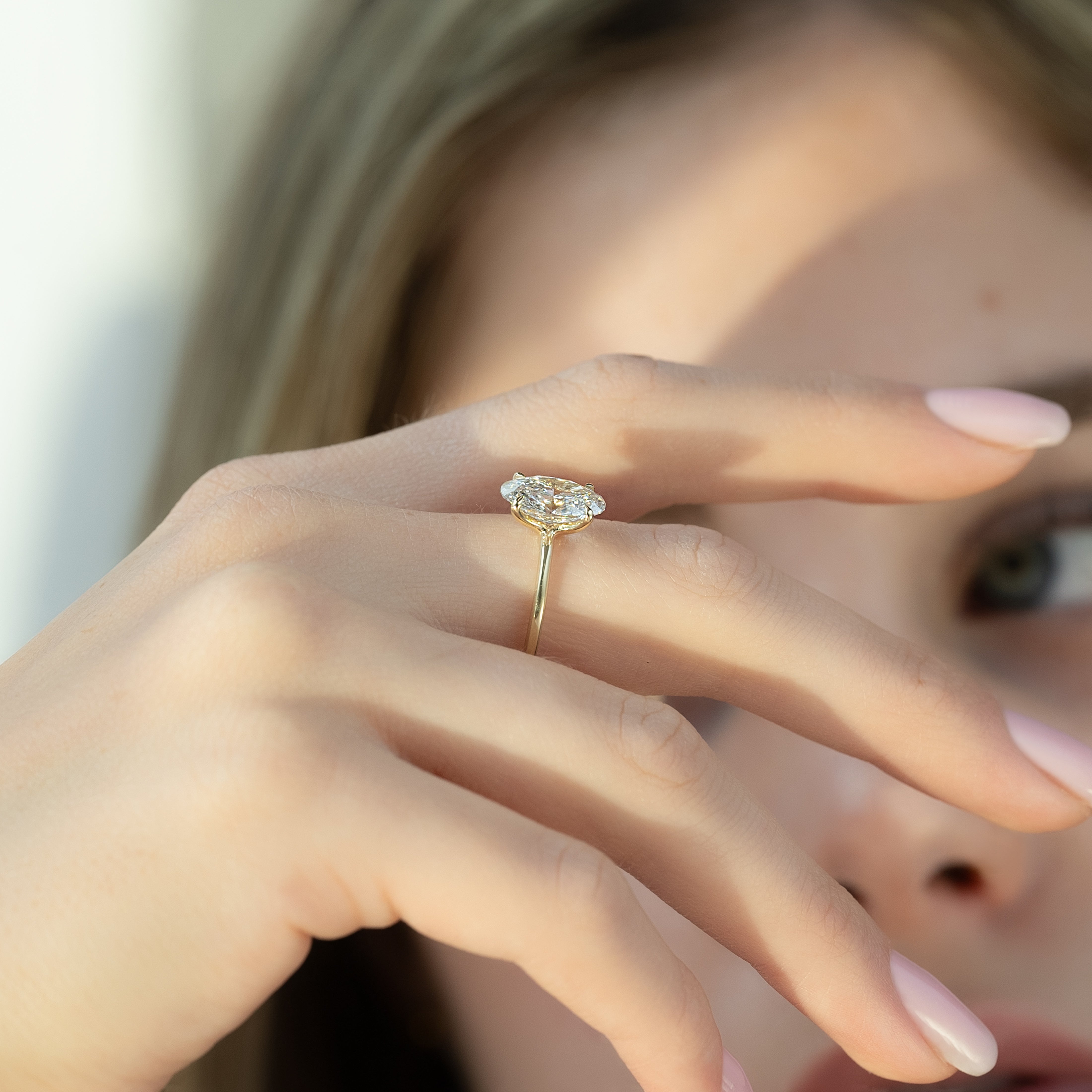2.0 - 4.0 CT Oval Cut CVD Diamond Solitaire Engagement Ring