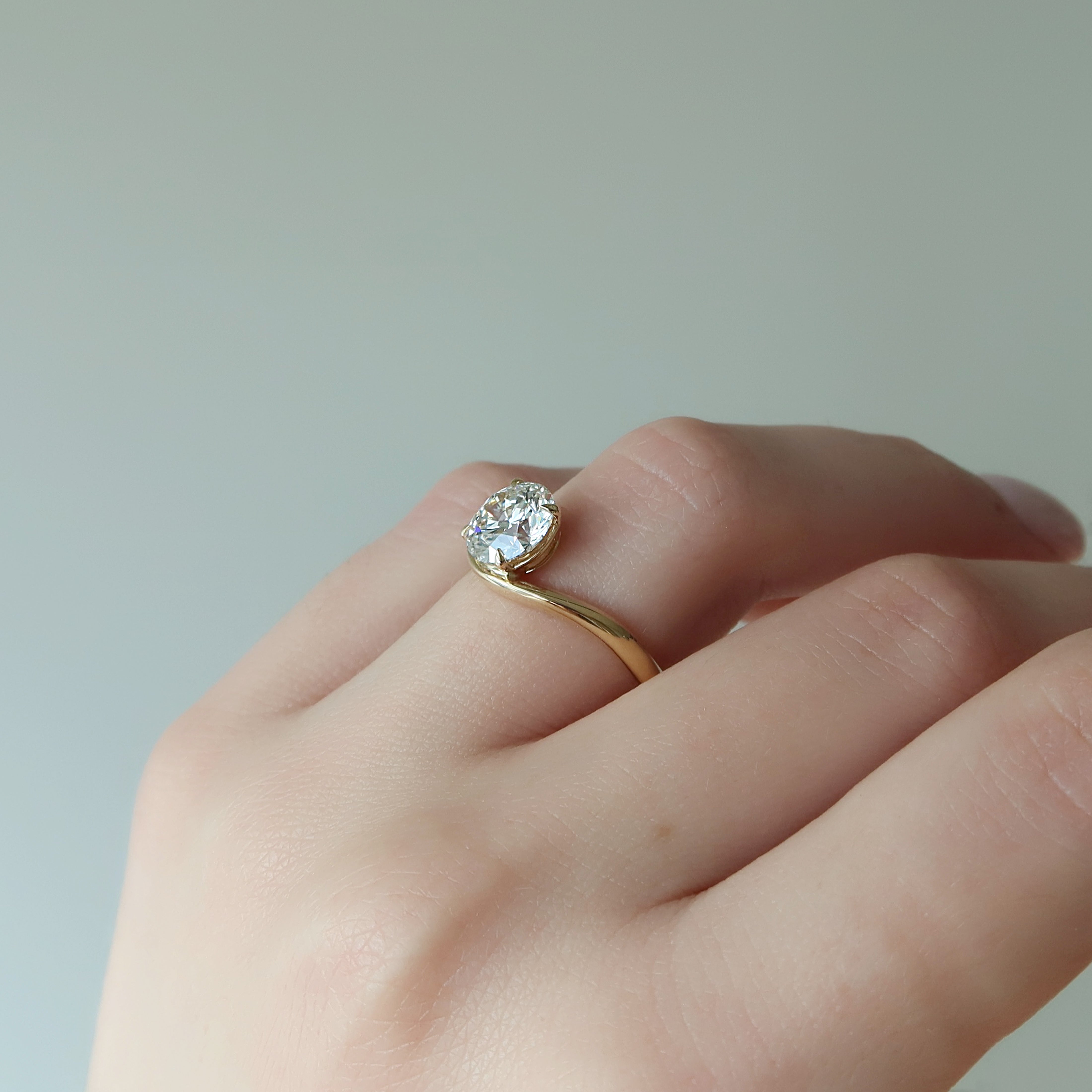 Round cut CVD diamond solitaire engagement ring in platinum setting