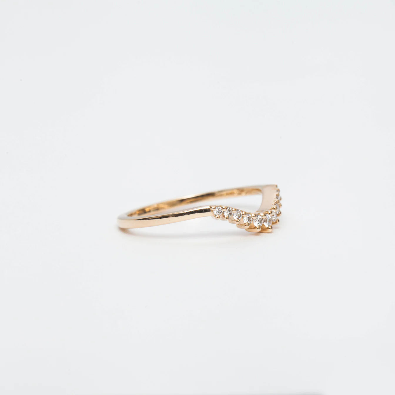 0.13 TCW Round CVD Diamond Curved Wedding Band