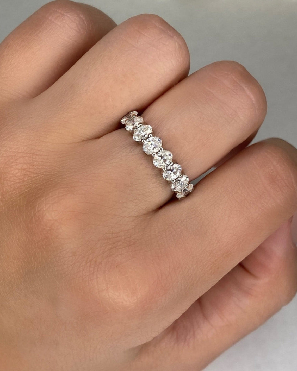 2.50 TCW Oval CVD Diamond Shared Prongs Setting Wedding Band - Camila Brown