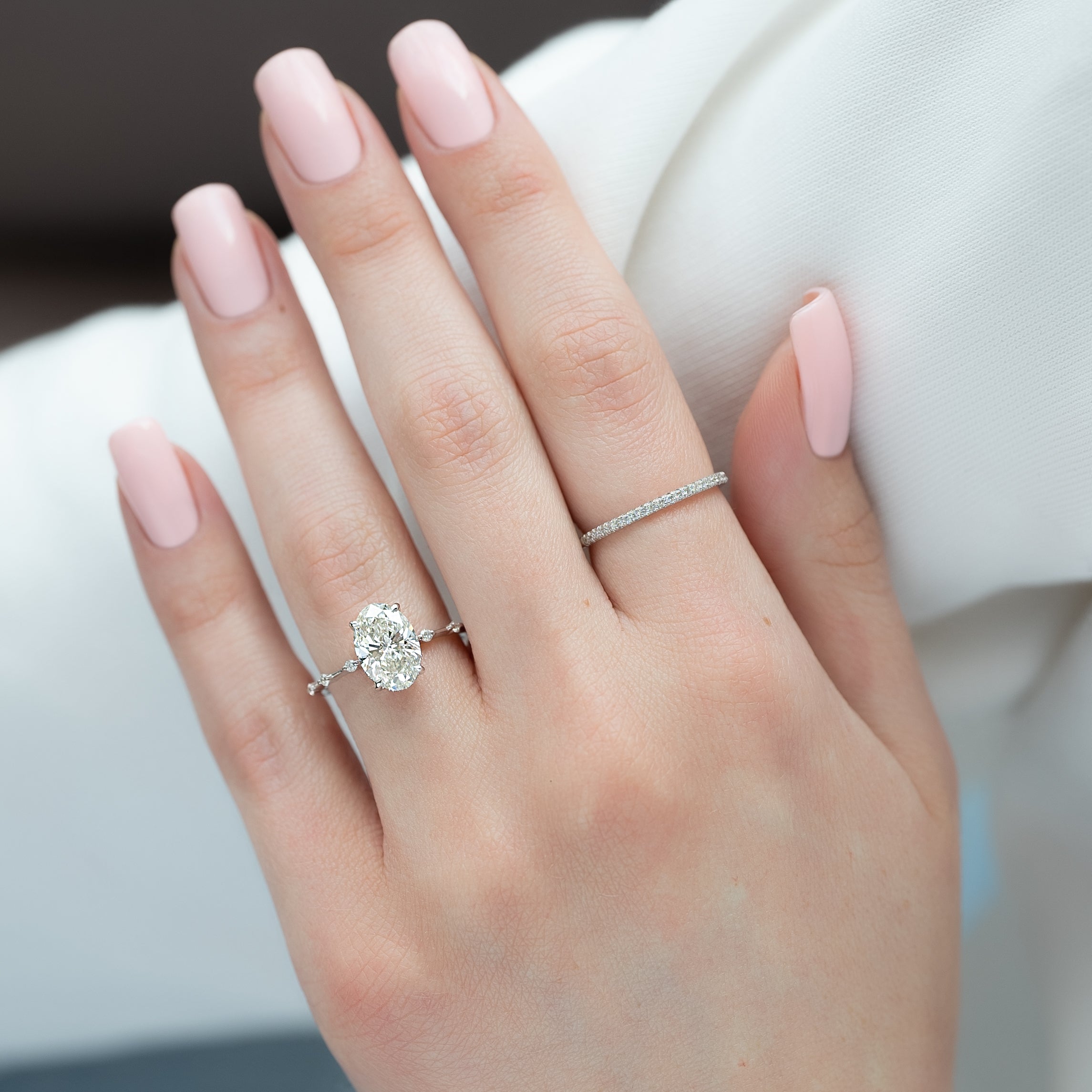 2.0 -4.0 CT Oval Cut Lab Grown Diamond Dainty Engagement Ring