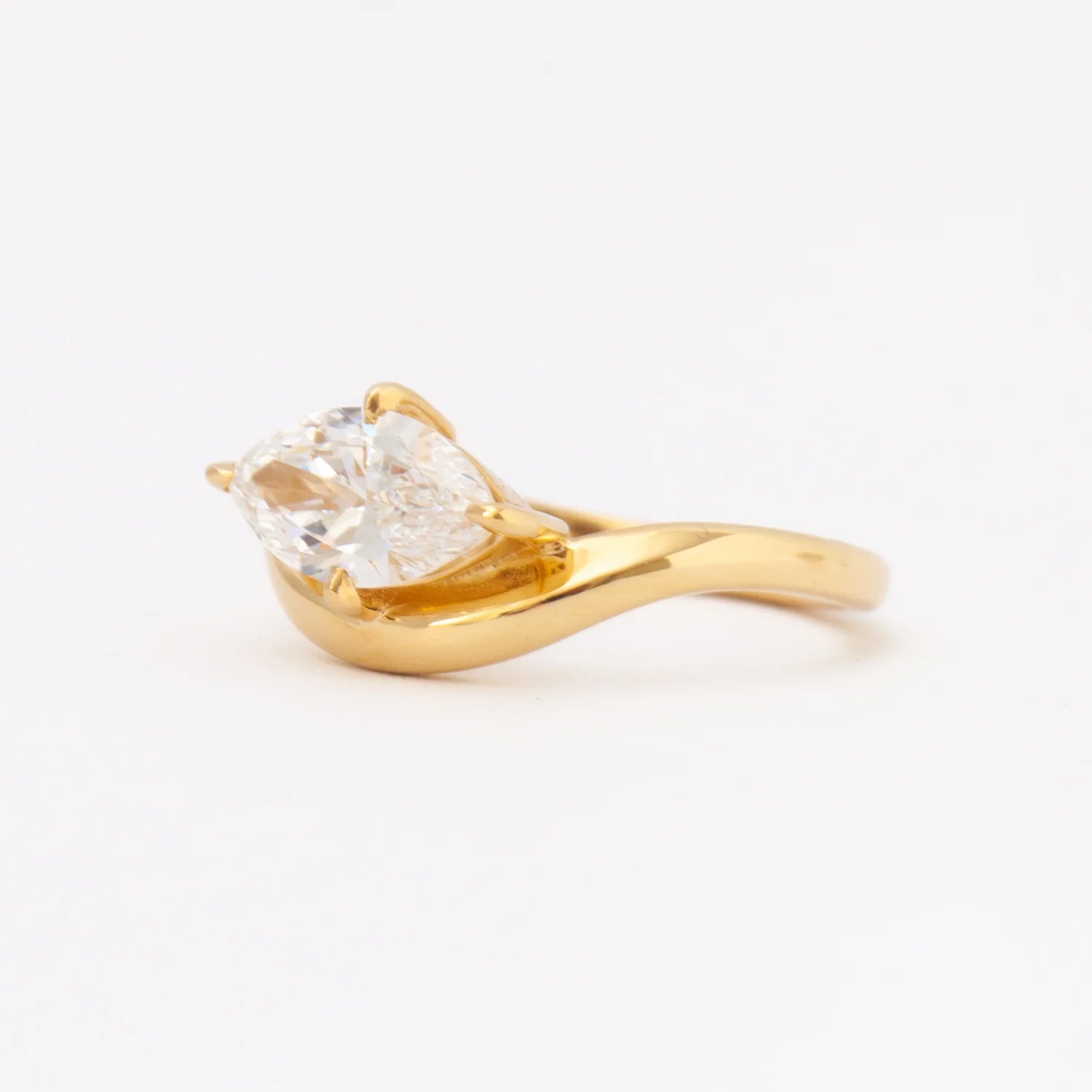 1.05-3.0 CT Marquise Lab Grown Diamond Solitaire Engagement Ring