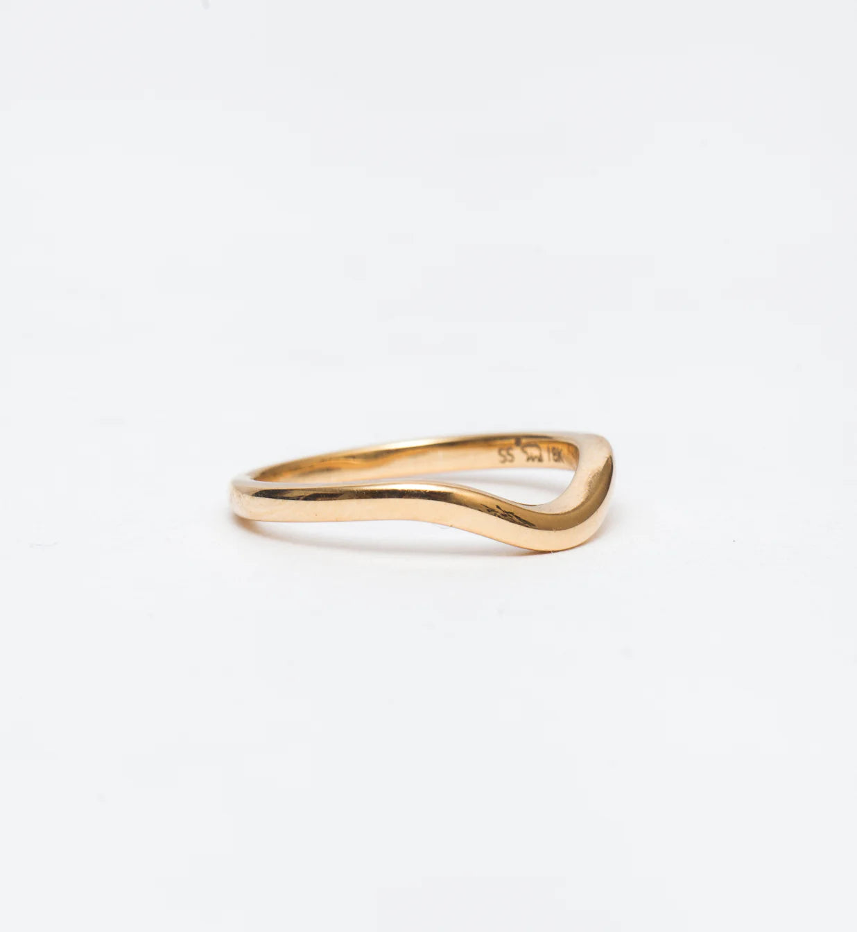Curved Plain Delicate Wedding Band