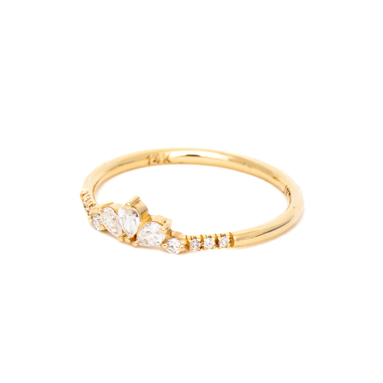 0.60 TCW Pear & Round CVD Diamond curved Wedding Band