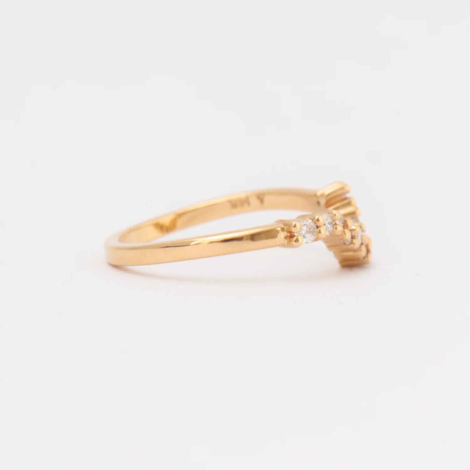 0.17 TCW Round CVD Diamond Curved Wedding Band