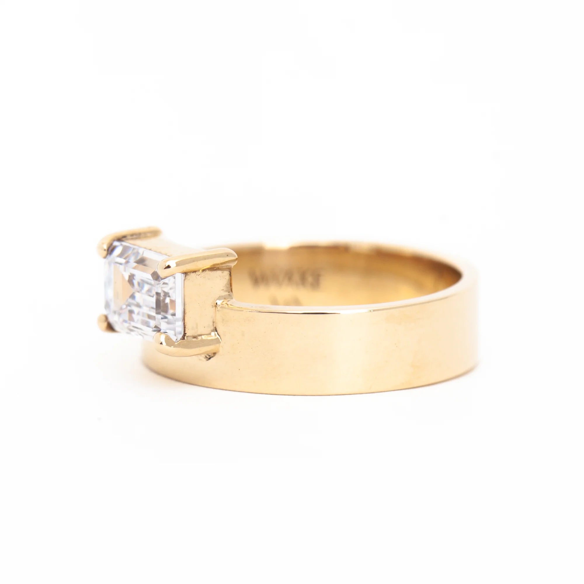 1.0 -2.0 CT Emerald CVD Diamond Solitaire Engagement Ring