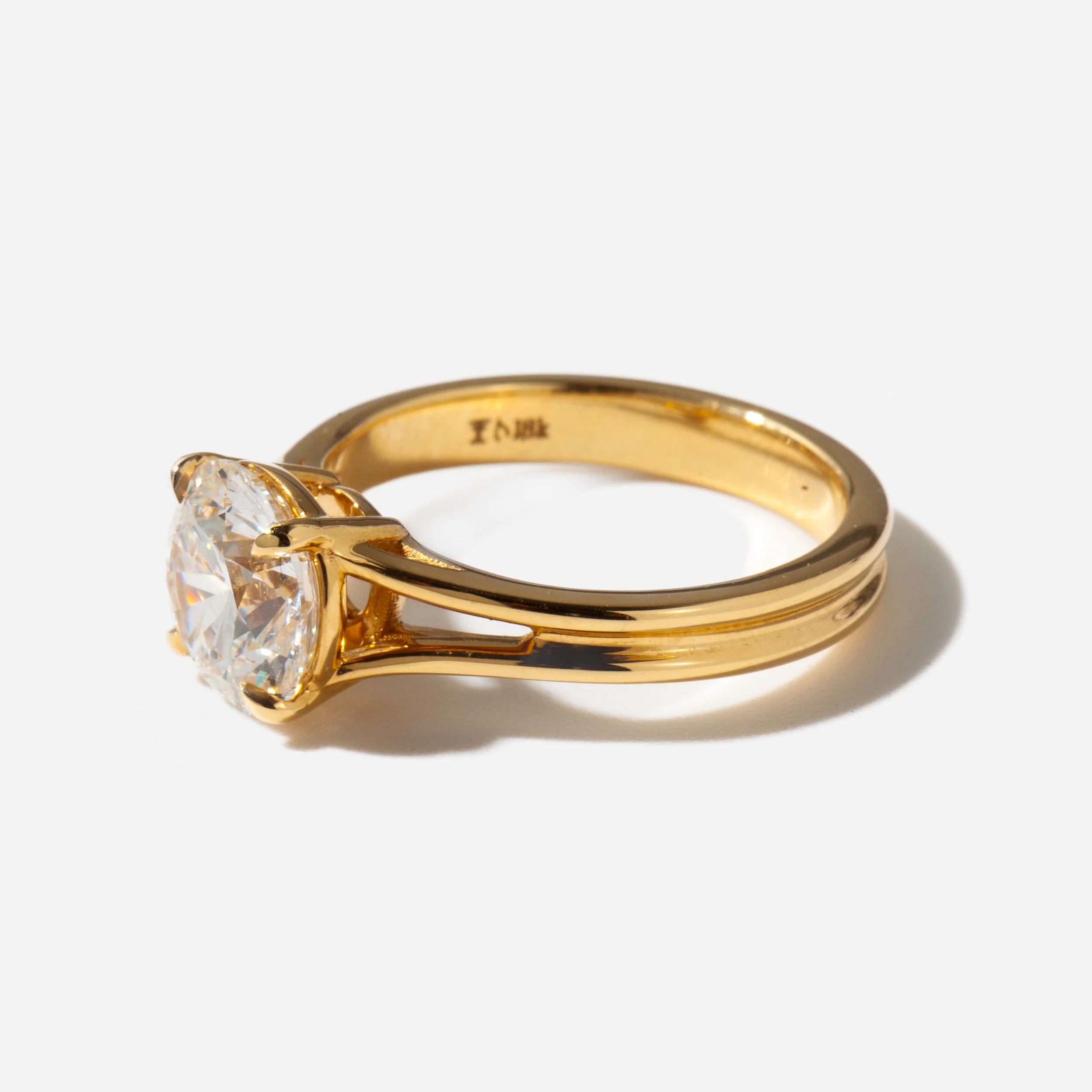 1.0 -3.0 CT Round CVD Diamond Split Shank Engagement Ring