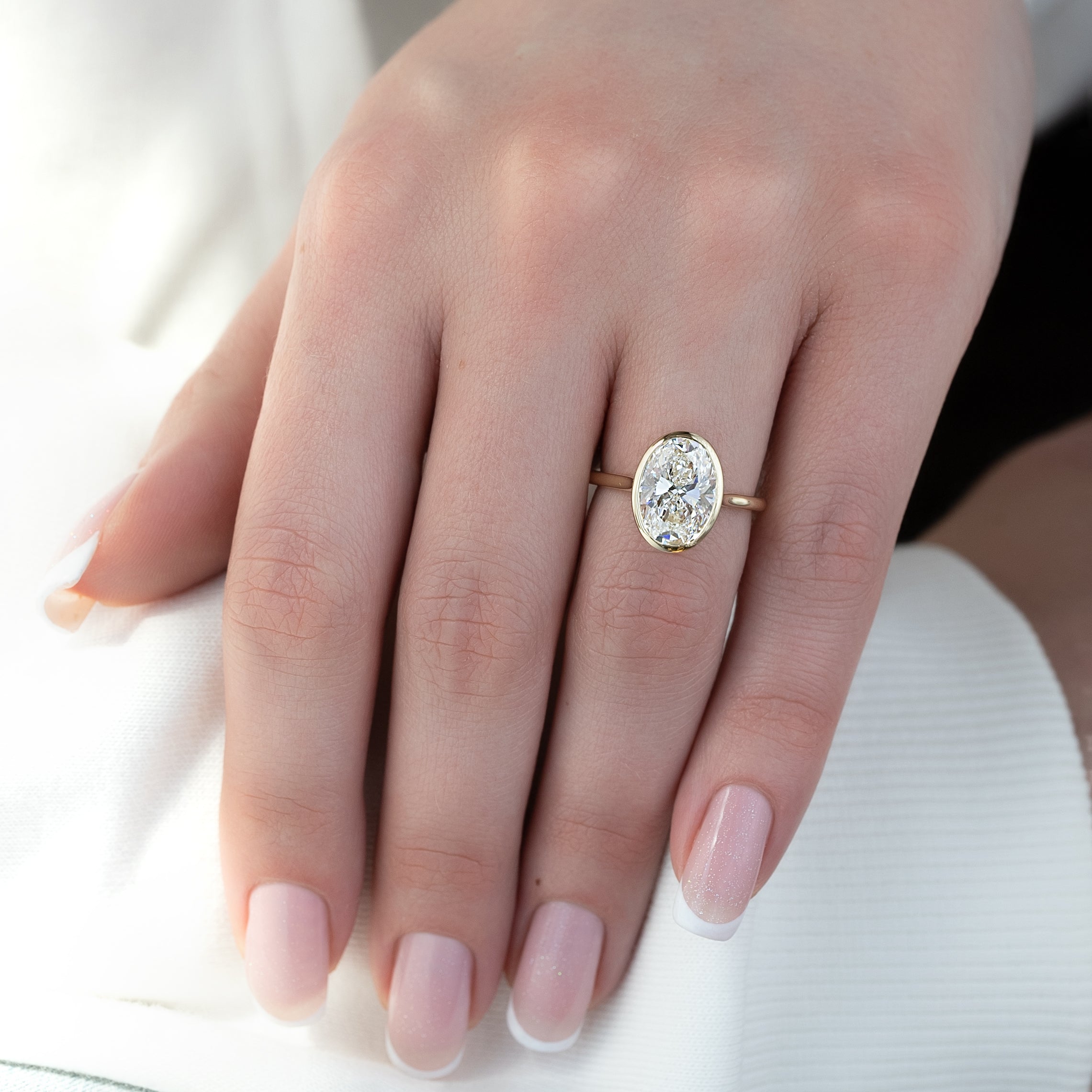 2.0 -4.0 CT Oval Cut CVD Diamond Bezel Hidden halo Engagement Ring