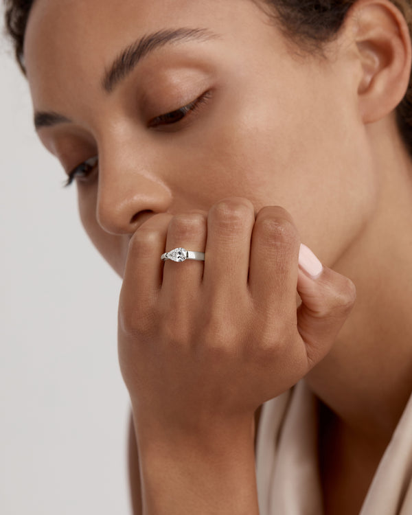 1.0 CT Pear CVD Diamond Unique Style Engagement Ring