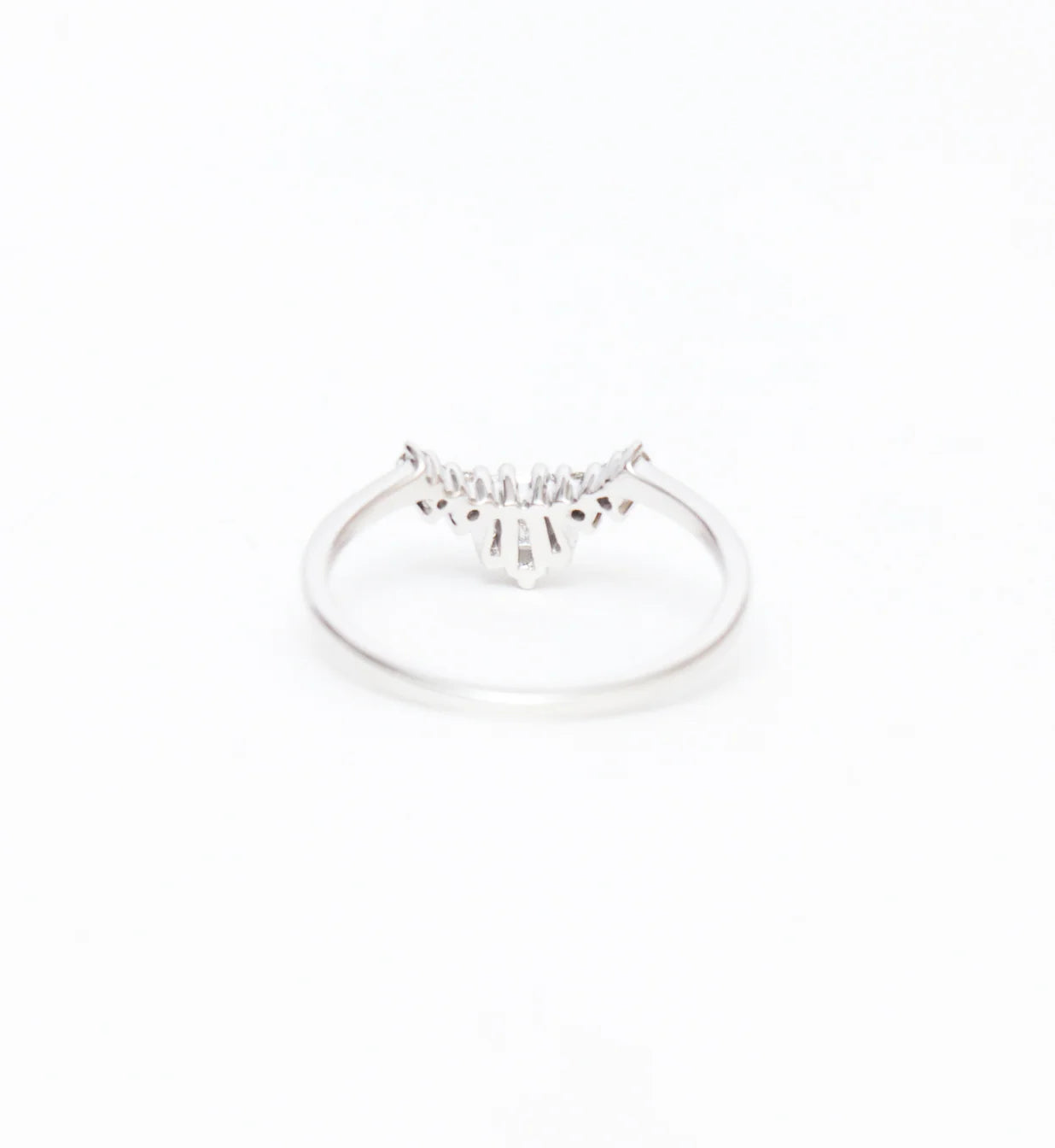 0.30 TCW Baguette & Round CVD Diamond Curved Wedding Band