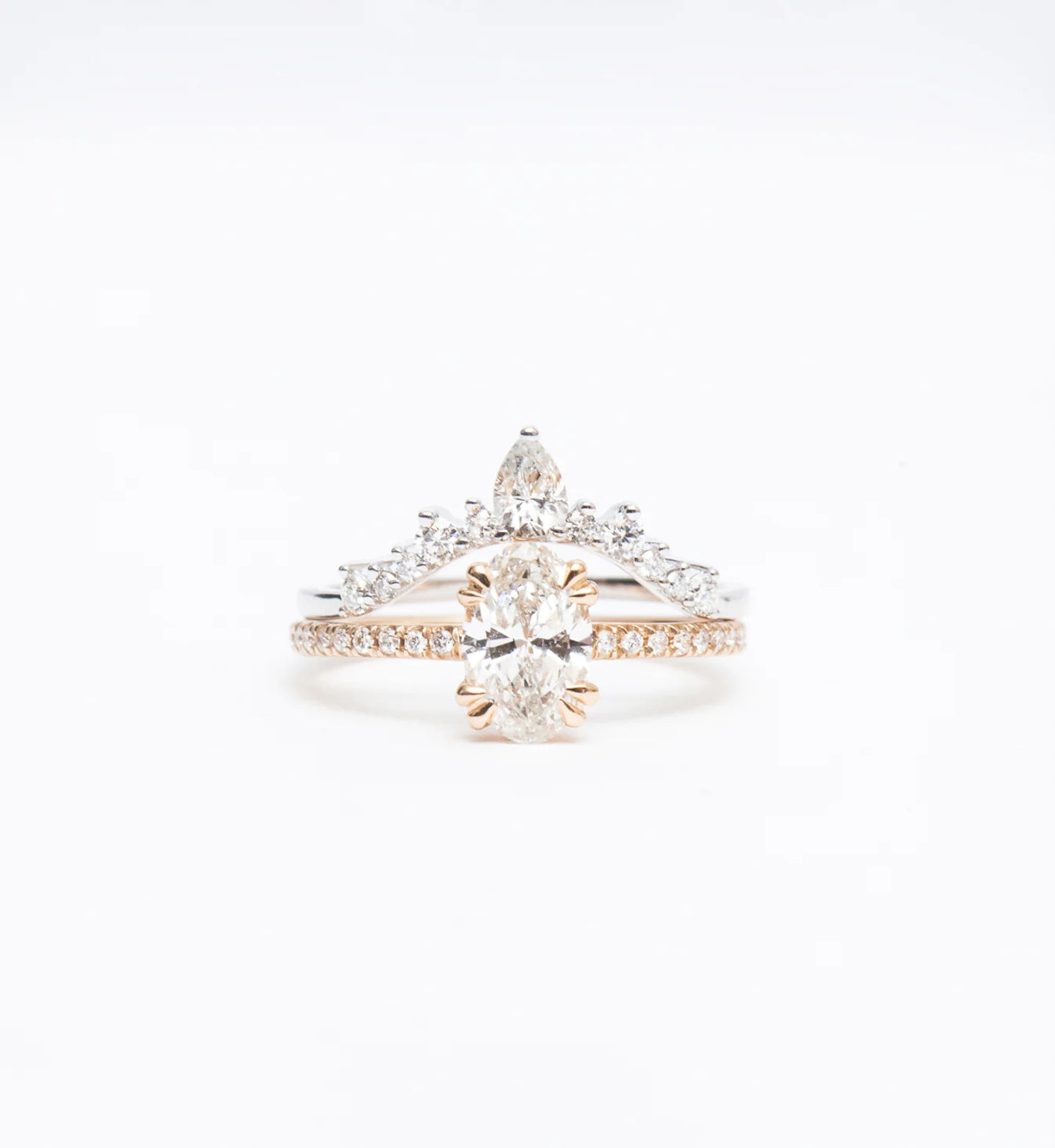 0.27 TCW Pear & Round CVD Diamond Curved Wedding Band