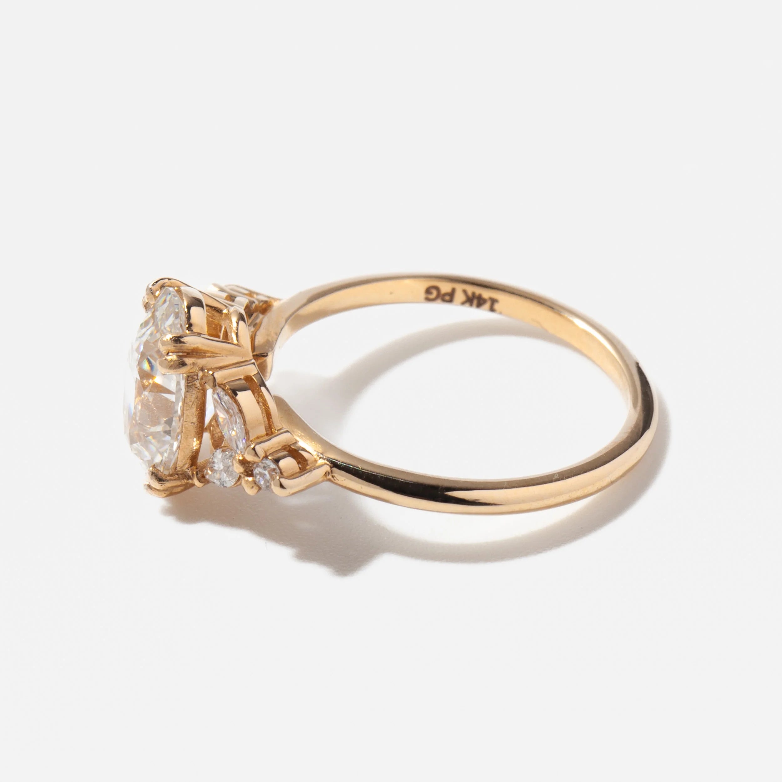 1.14-3.14 CT Oval CVD Diamond Cluster Engagement Ring
