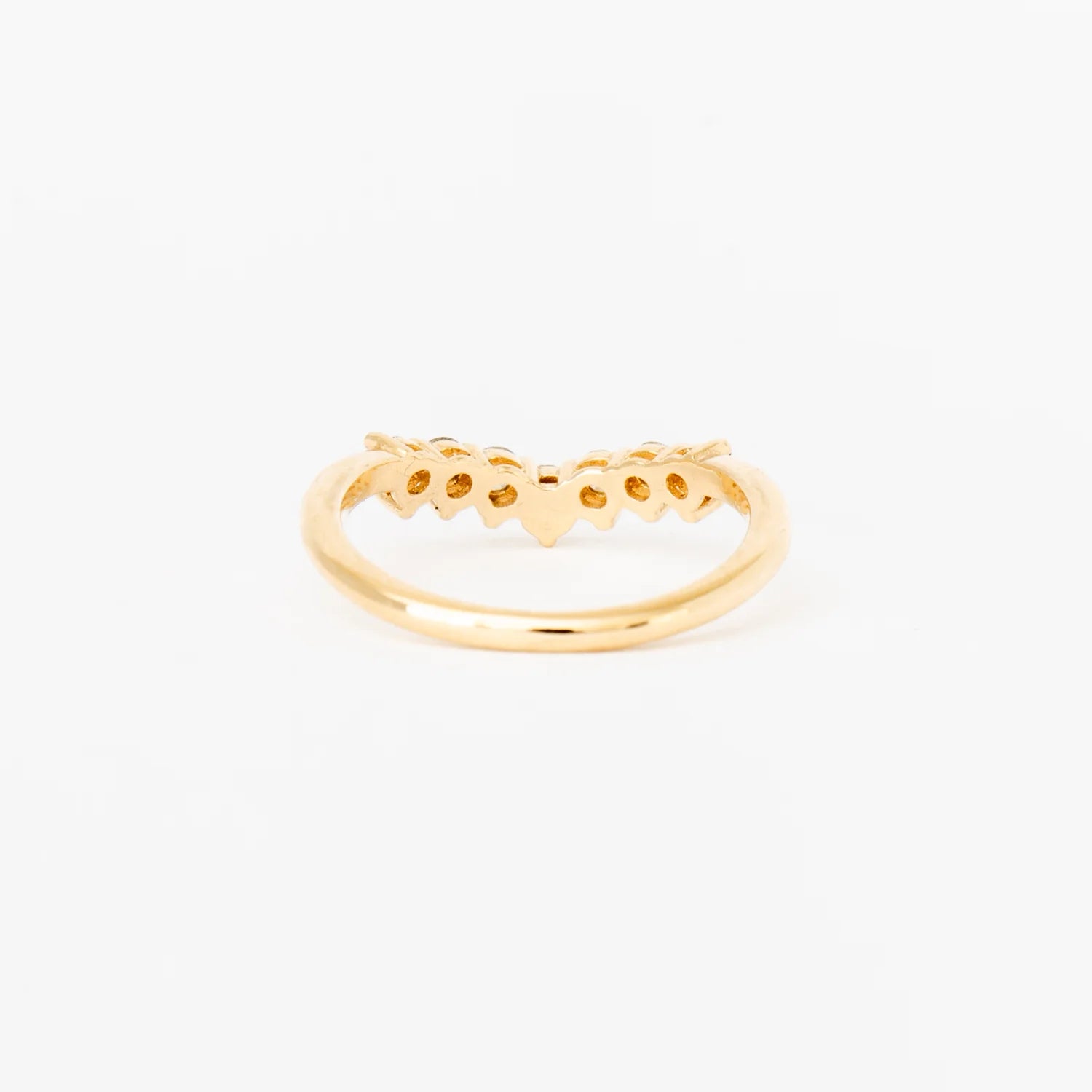 0.33 TCW Round CVD Diamond Curved Wedding Band