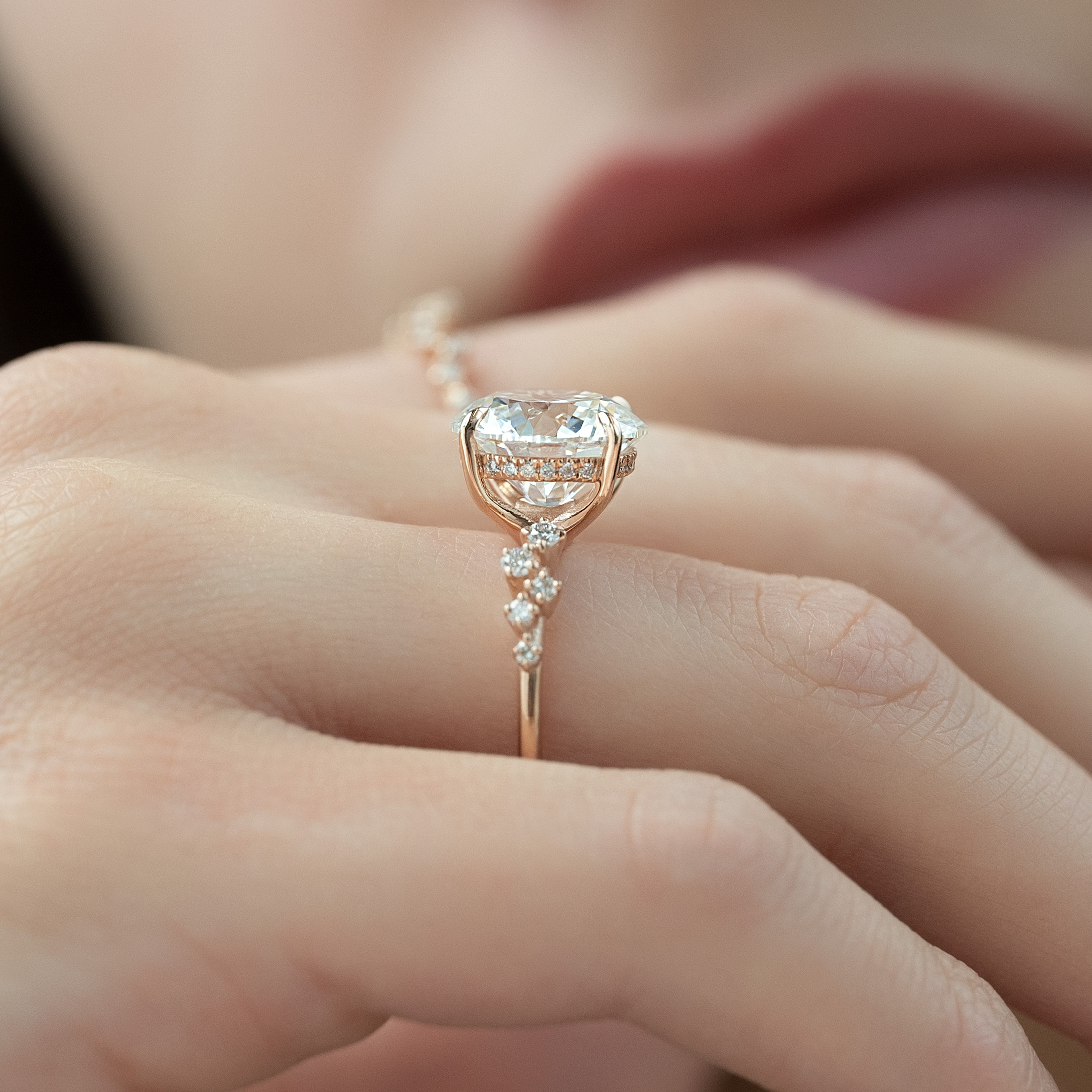 1.50 - 3.50 CT Round Cut Lab Grown Diamond mia-setting Engagement Ring