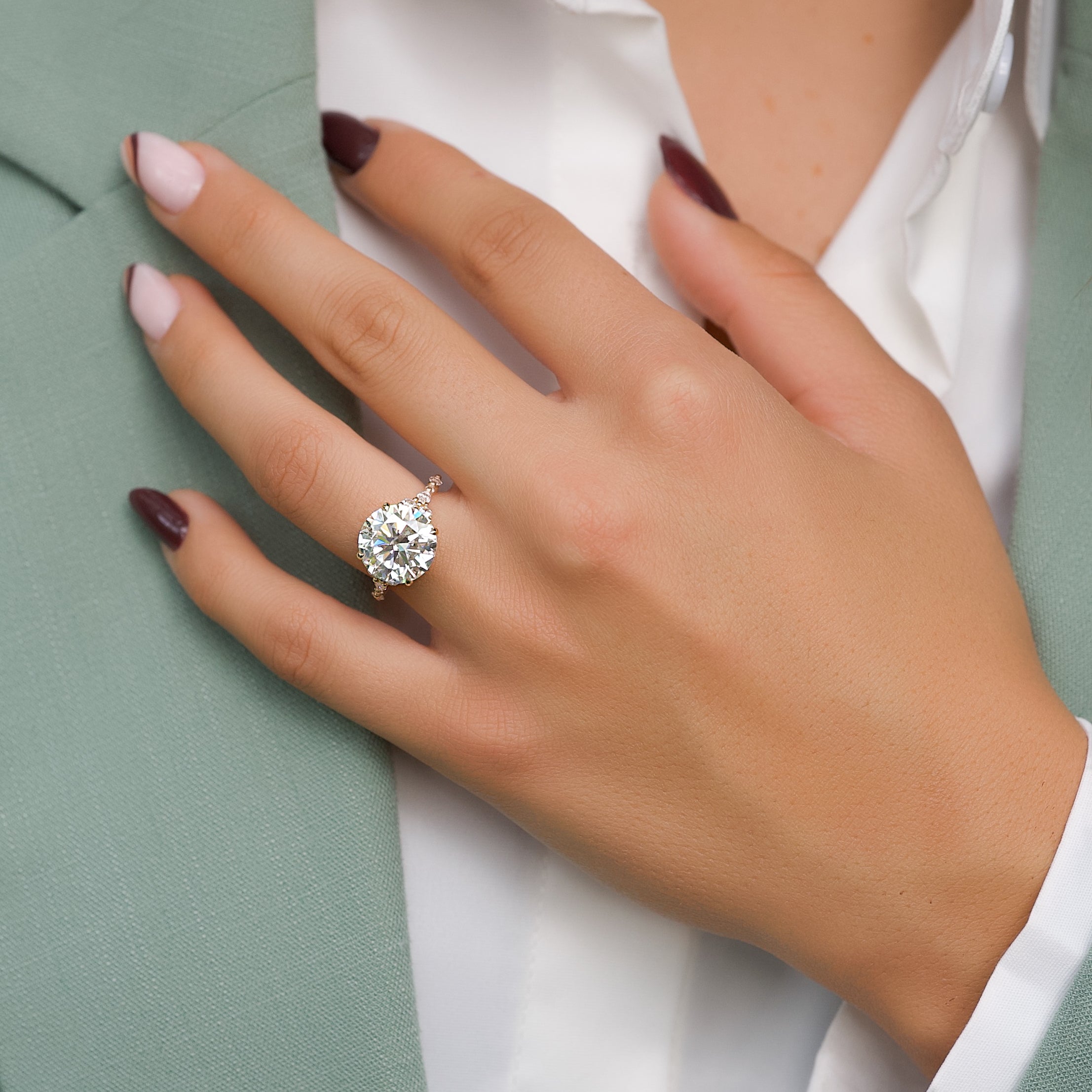Round cut CVD diamond cluster engagement ring in white gold setting