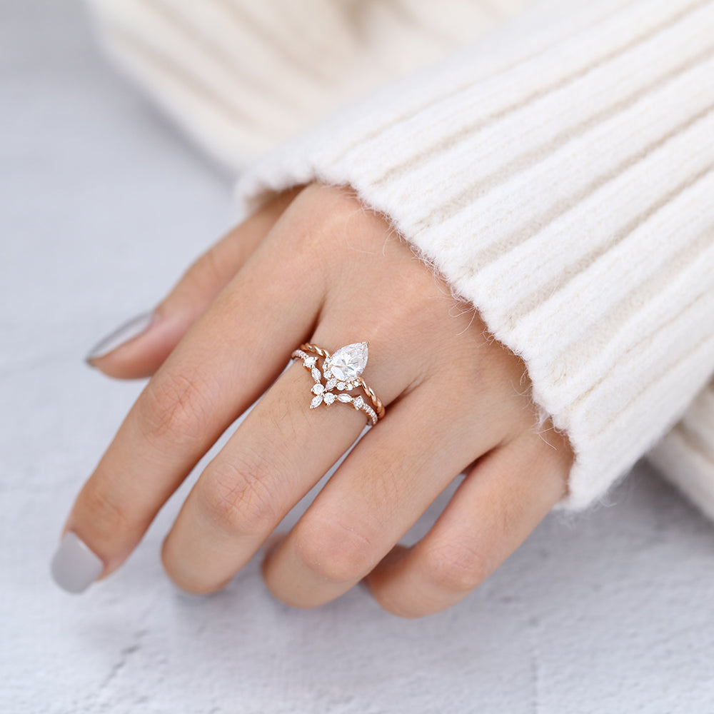 1.0 CT Pear Moissanite Cluster Bridal Ring Set - Camila Brown