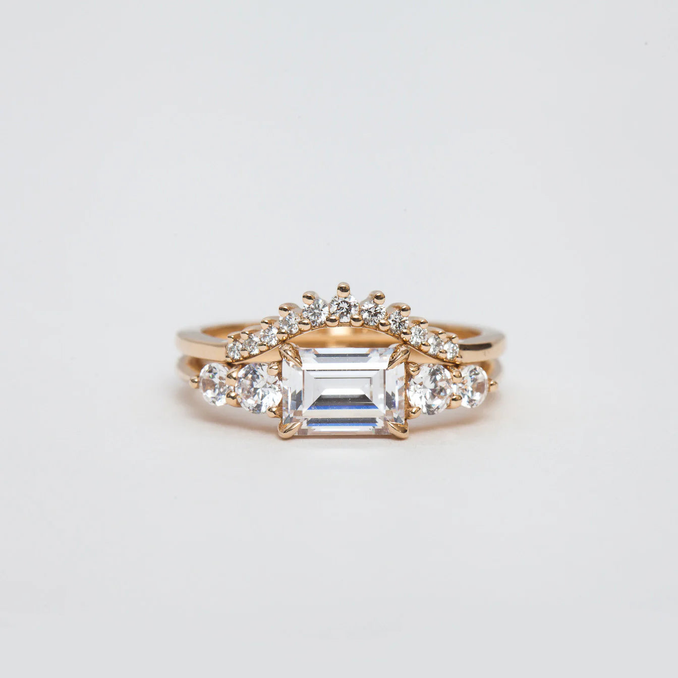 0.13 TCW Round CVD Diamond Curved Wedding Band