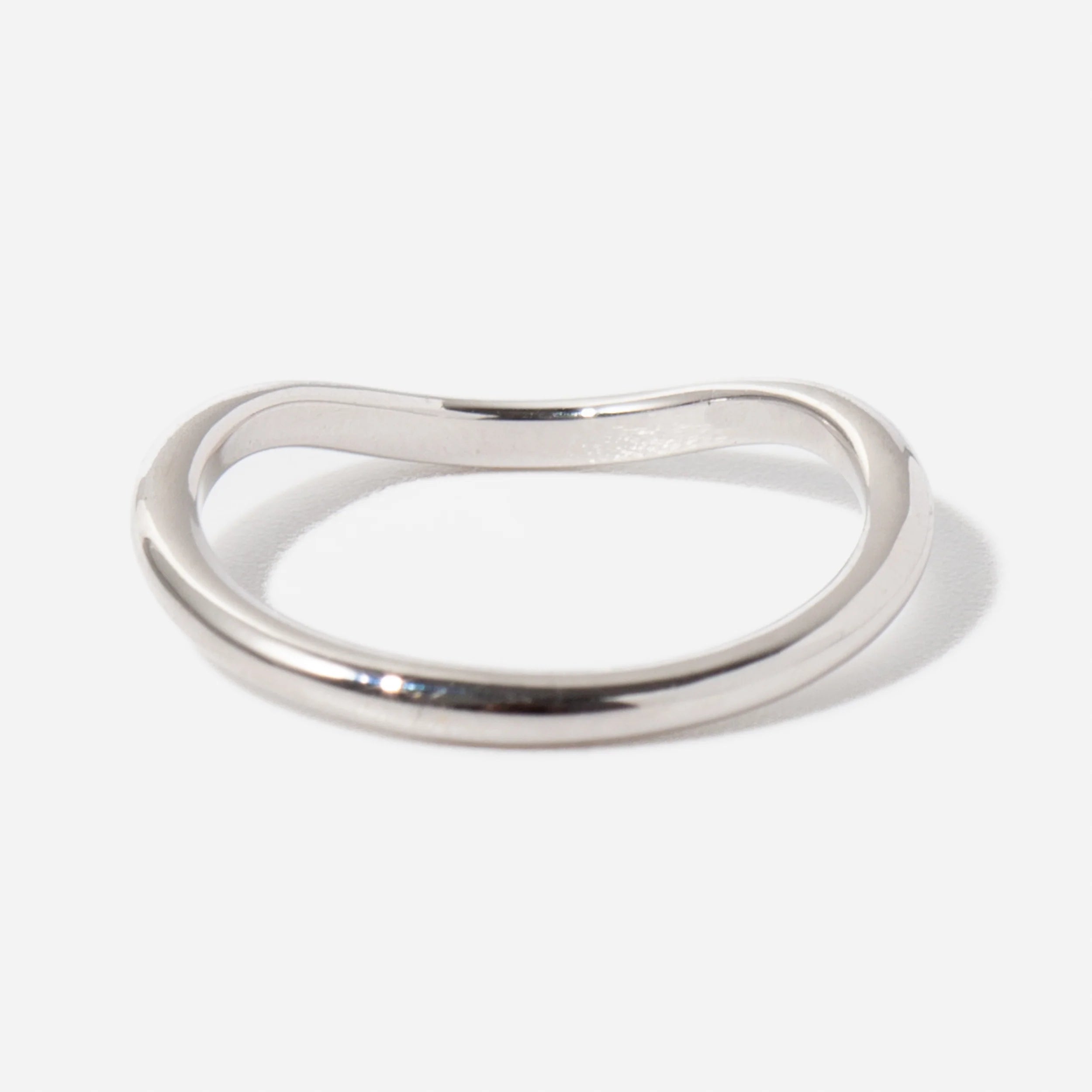 Classic Curved Plain Wedding Band