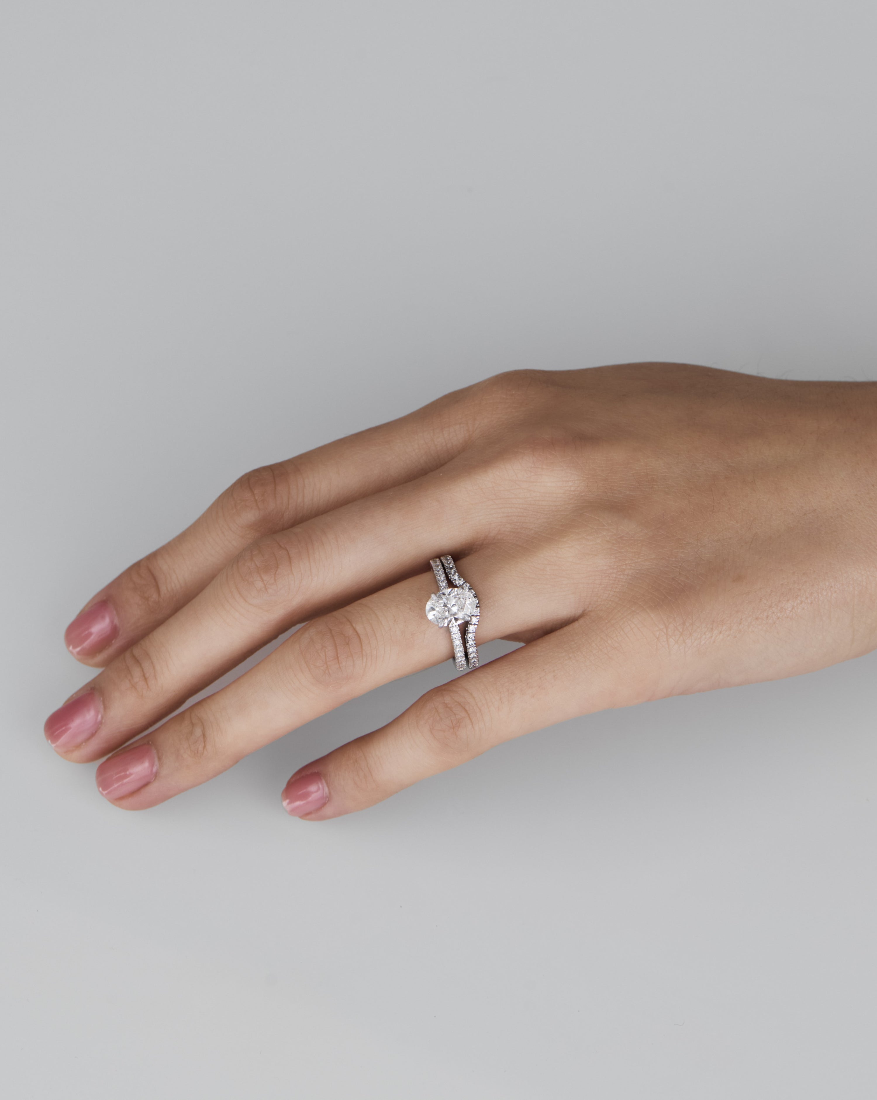 0.30 TCW Round Cut CVD Diamond Curved Wedding Band