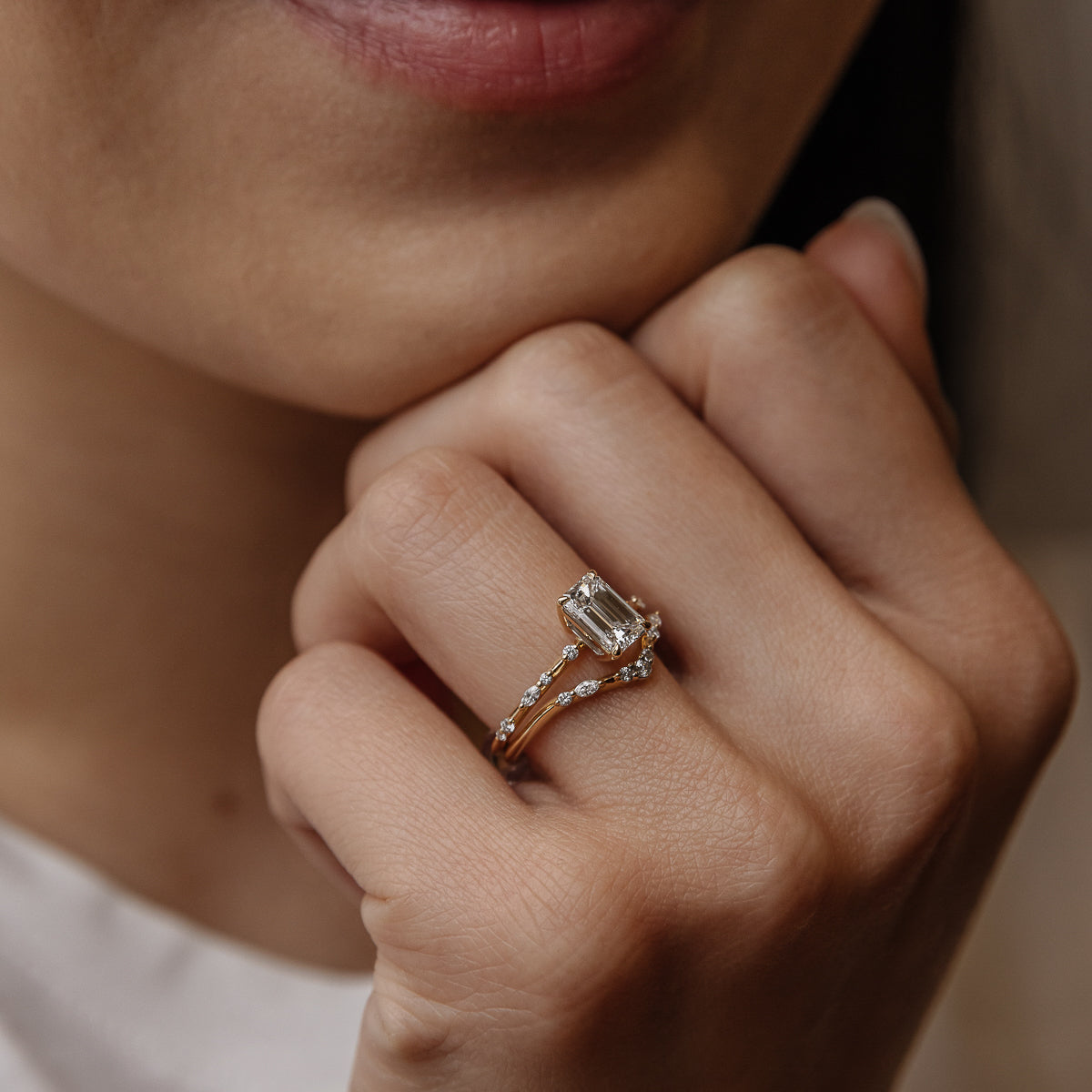 1.0 -3.0 CT Emerald Lab Grown Diamond Dainty Engagement ring