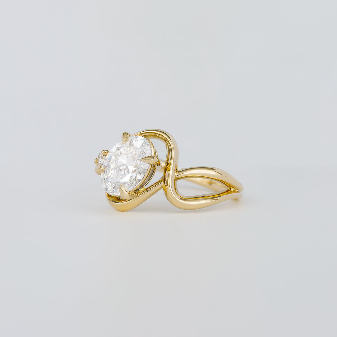1.21 -3.0 CT Oval Cut Lab Grown Diamond Twisted Engagement ring