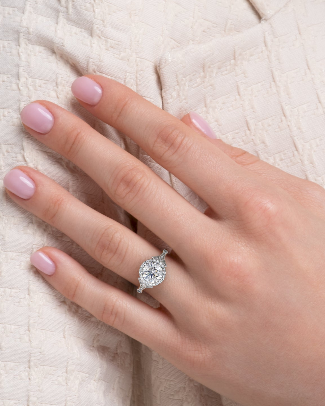 2.0 - 3.0 CT Round Cut CVD Diamond Vintage Engagement Ring