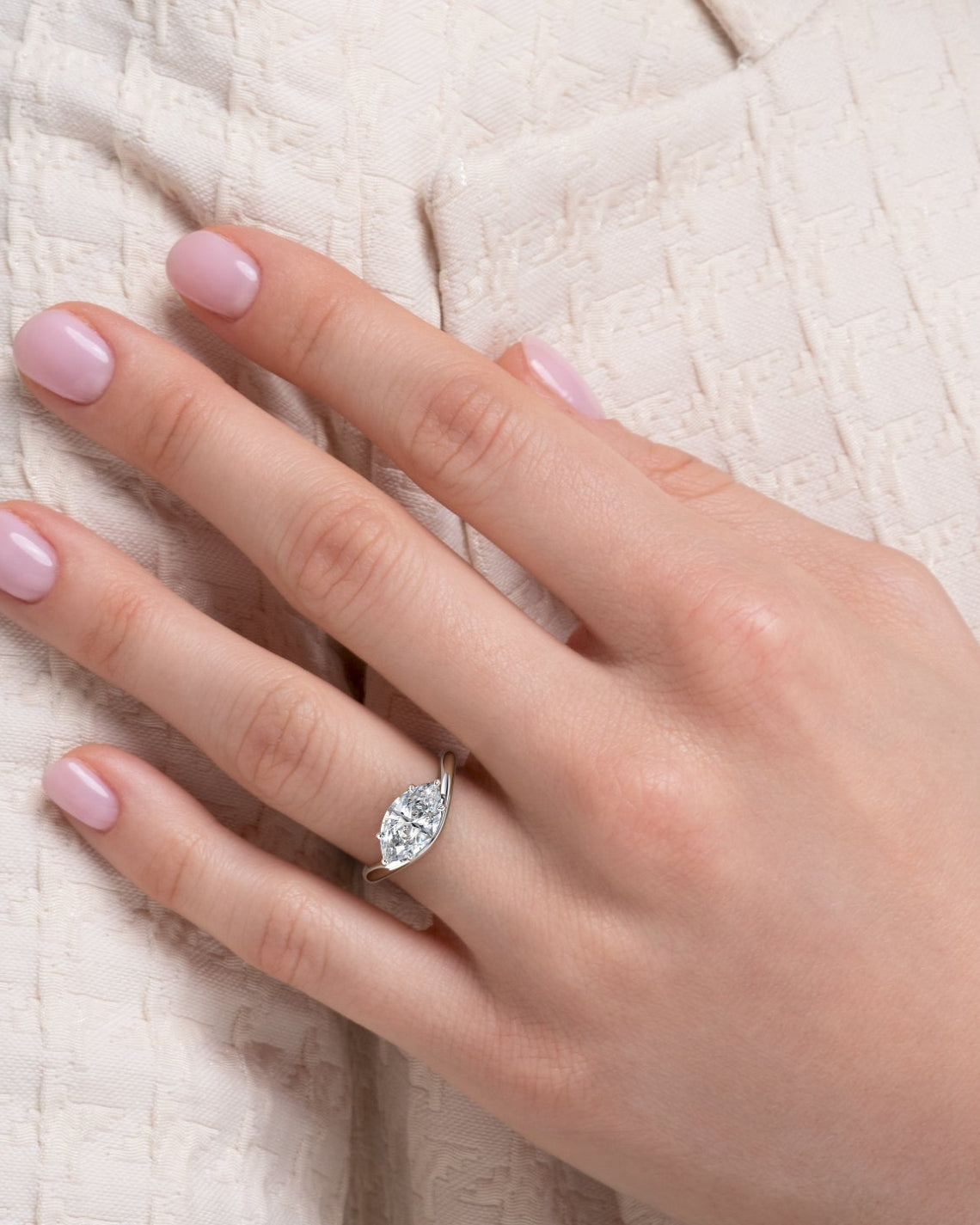 2.0 - 4.0 CT Marquise Cut CVD Diamond unique Solitaire Engagement Ring