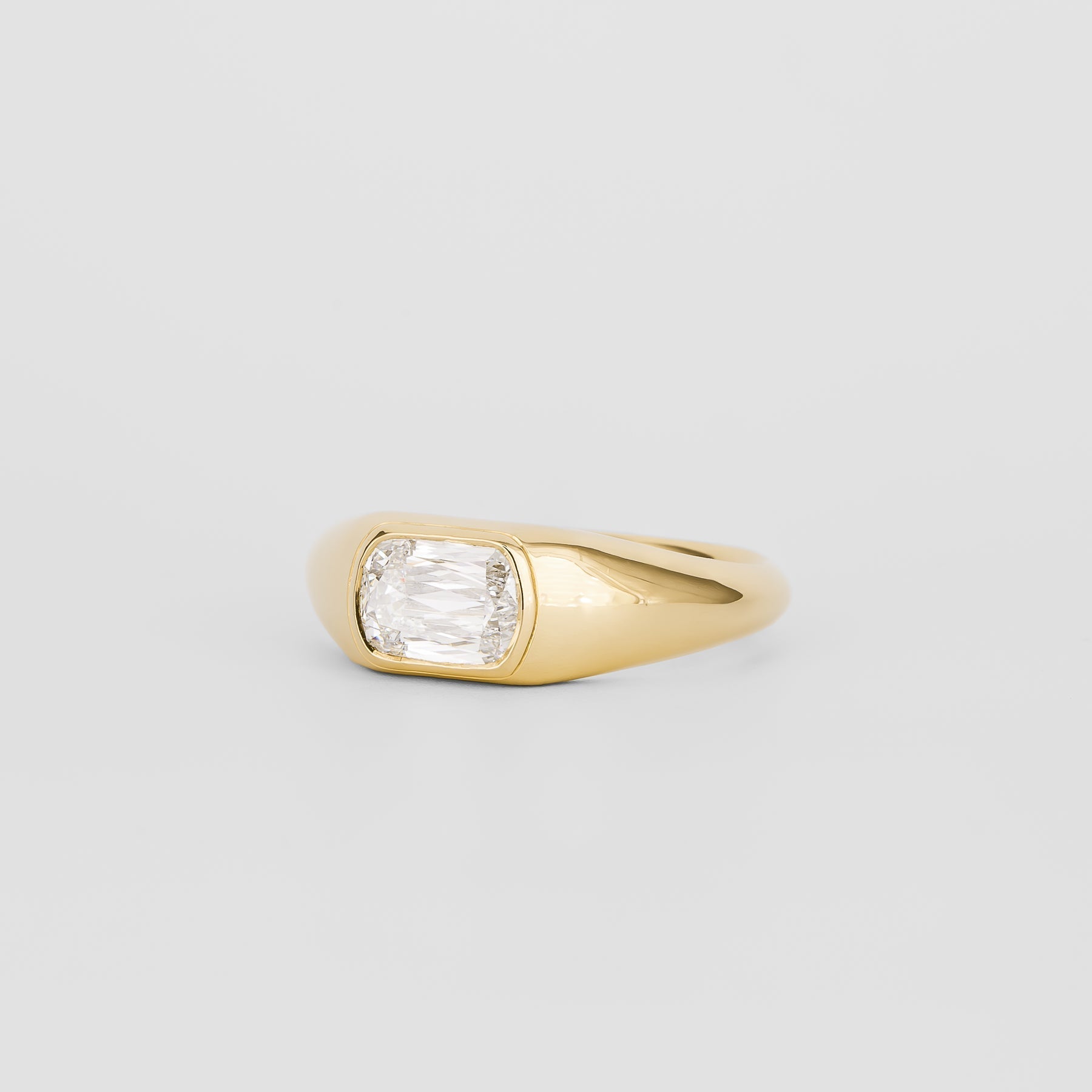 1.0 CT Cushion/Scissor F/VS1 CVD Diamond Unique Engagement ring