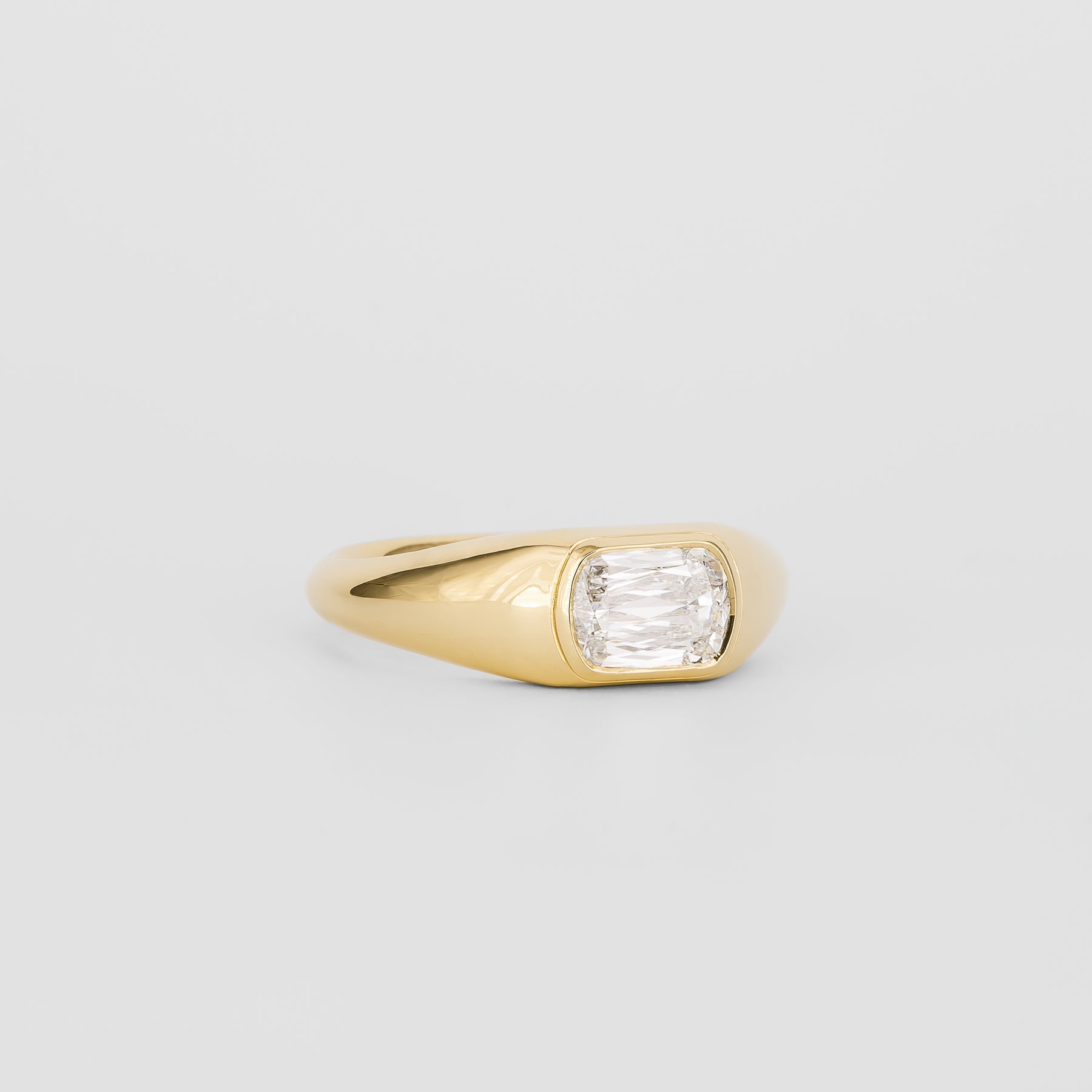 1.0 CT Cushion/Scissor F/VS1 CVD Diamond Unique Engagement ring