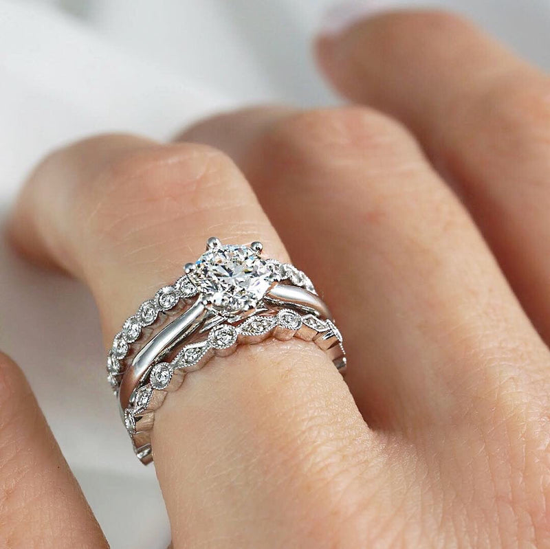 1.0 Carats Lab Grown Diamond Round Shape E-VS1 Solitaire Engagement Ring - Camila Brown