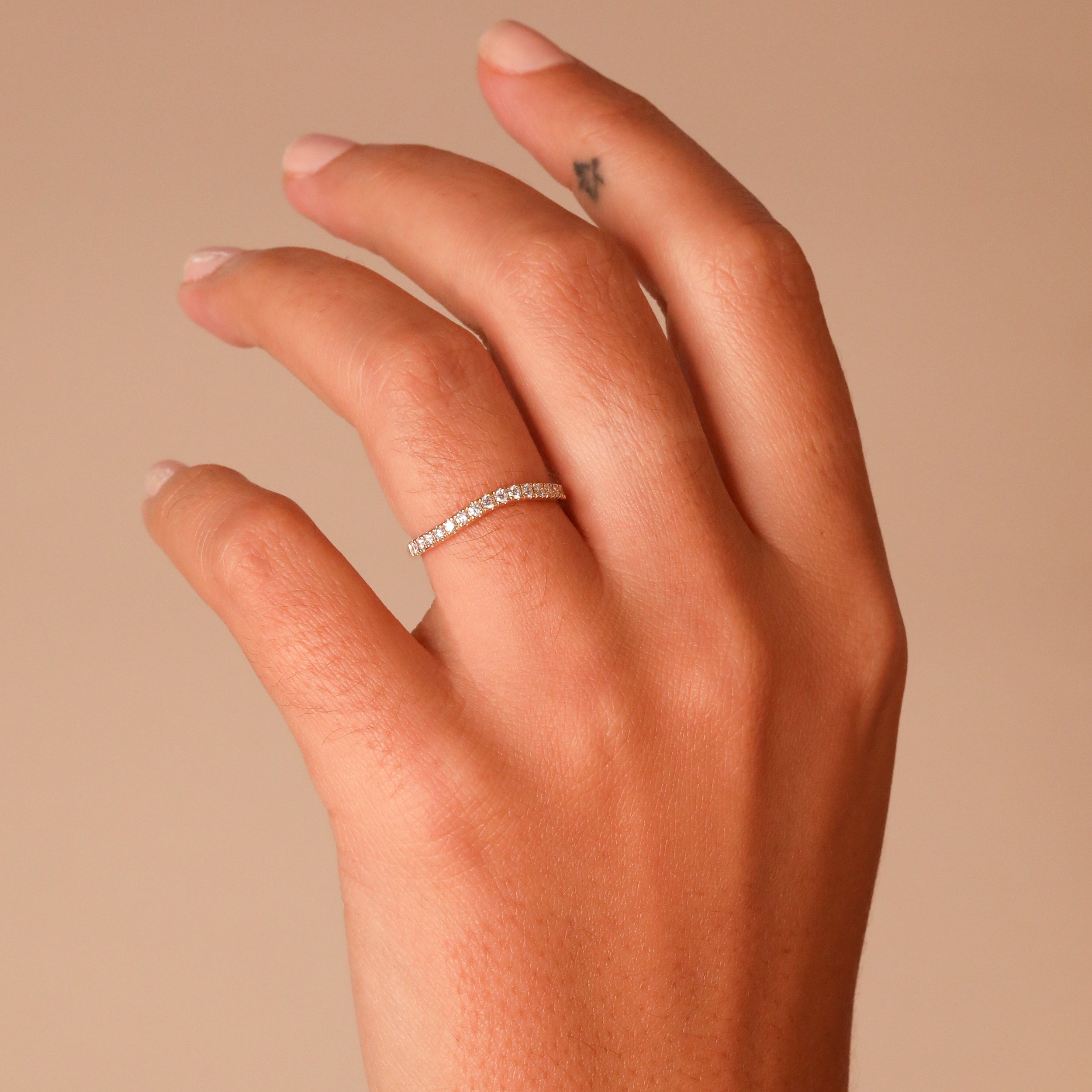 0.33 TCW Round Lab Grown Diamond Curved Wedding Band