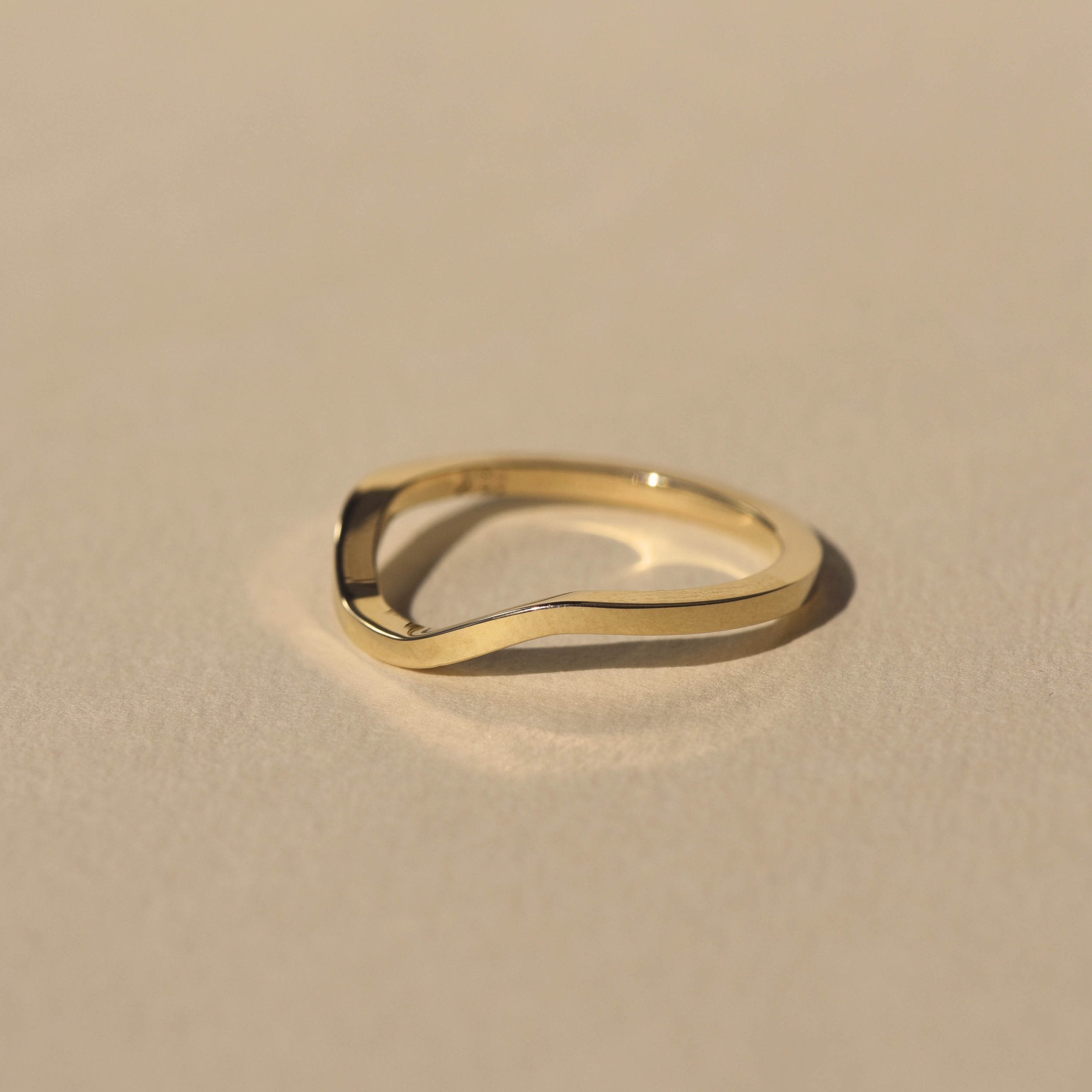 Signet Plain Delicate Wedding Band