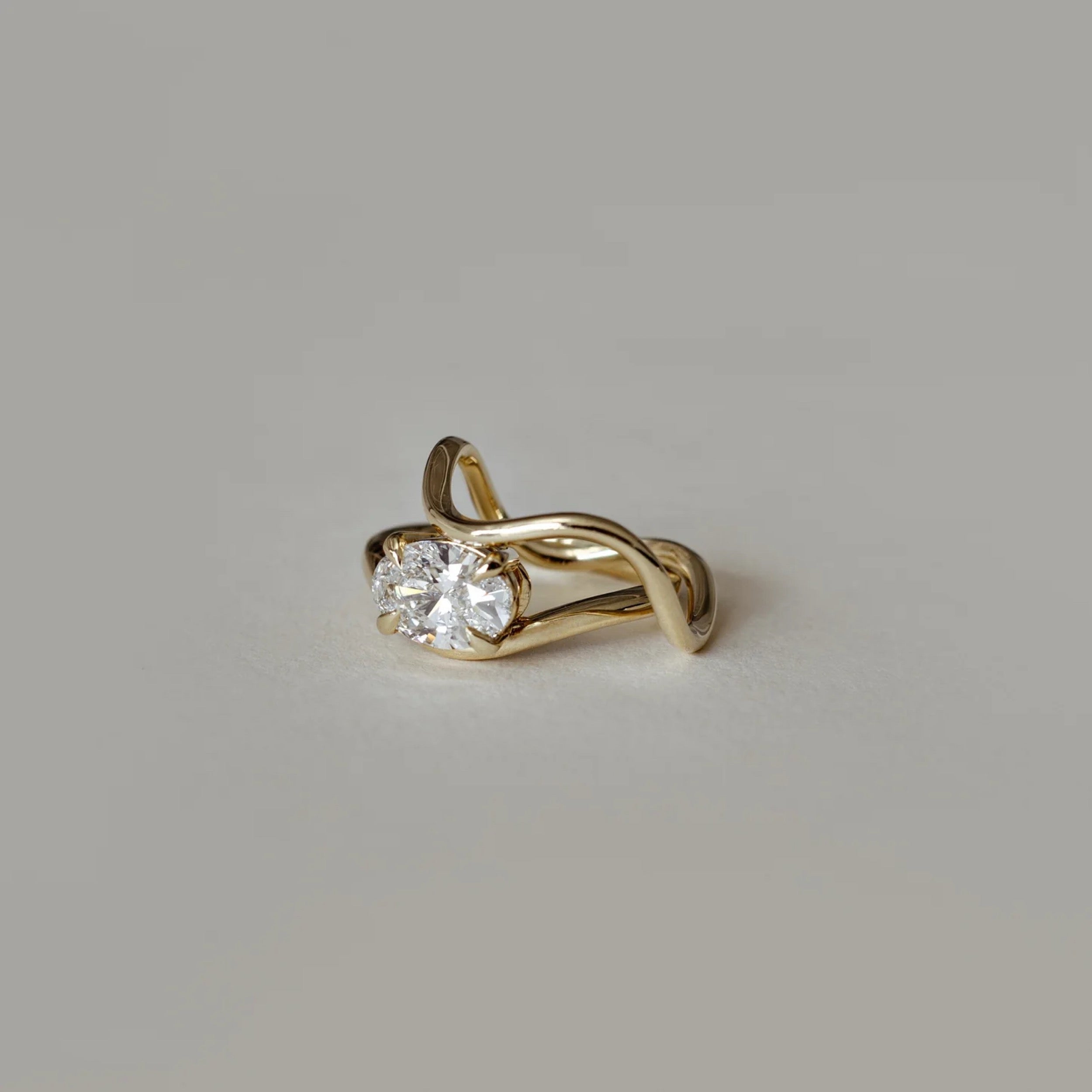 1.5 - 2.5 CT Oval Lab Grown Diamond Curved Engagement Ring