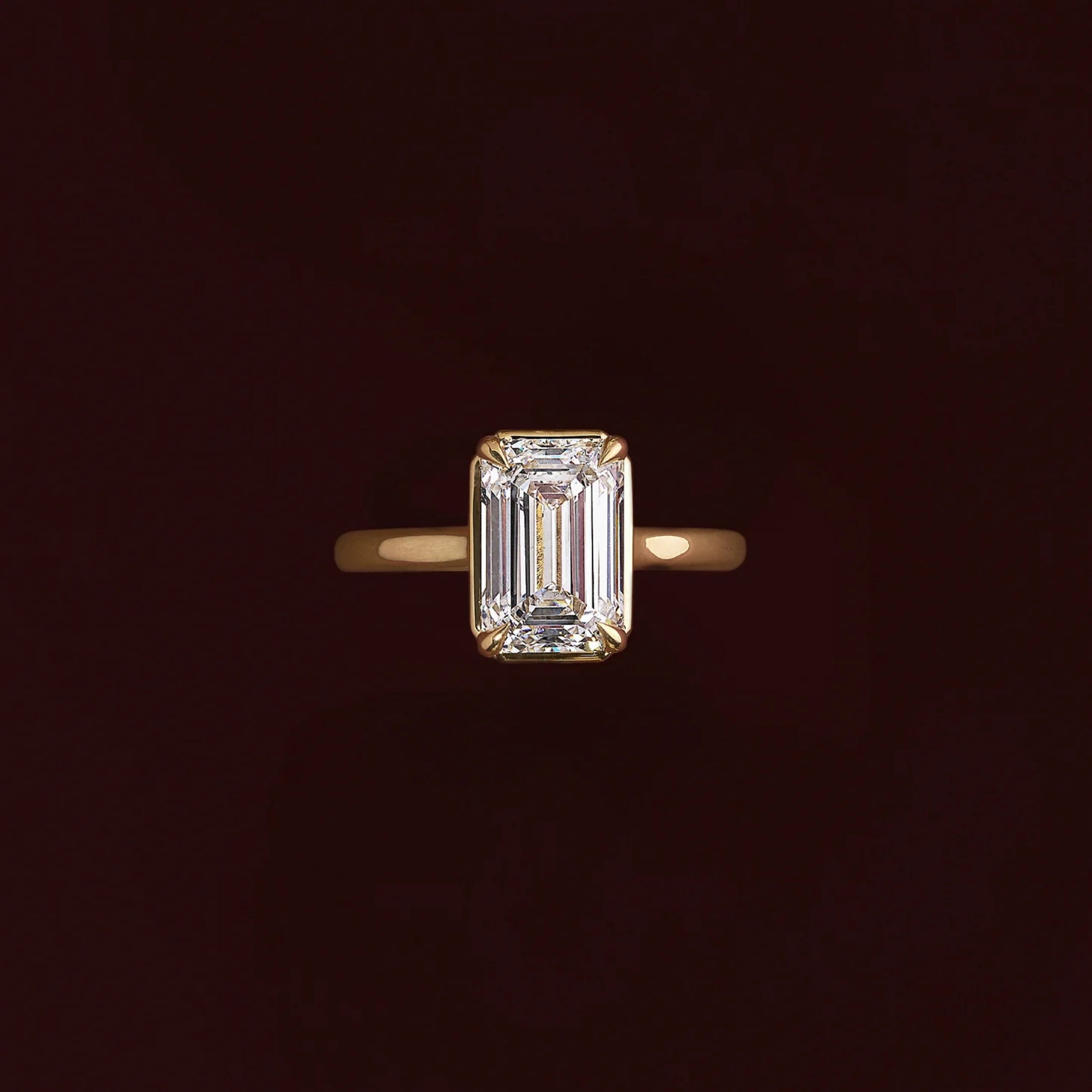 2.5 - 3.5 CT Emerald Lab Grown Diamond Solitiare Engagement Ring