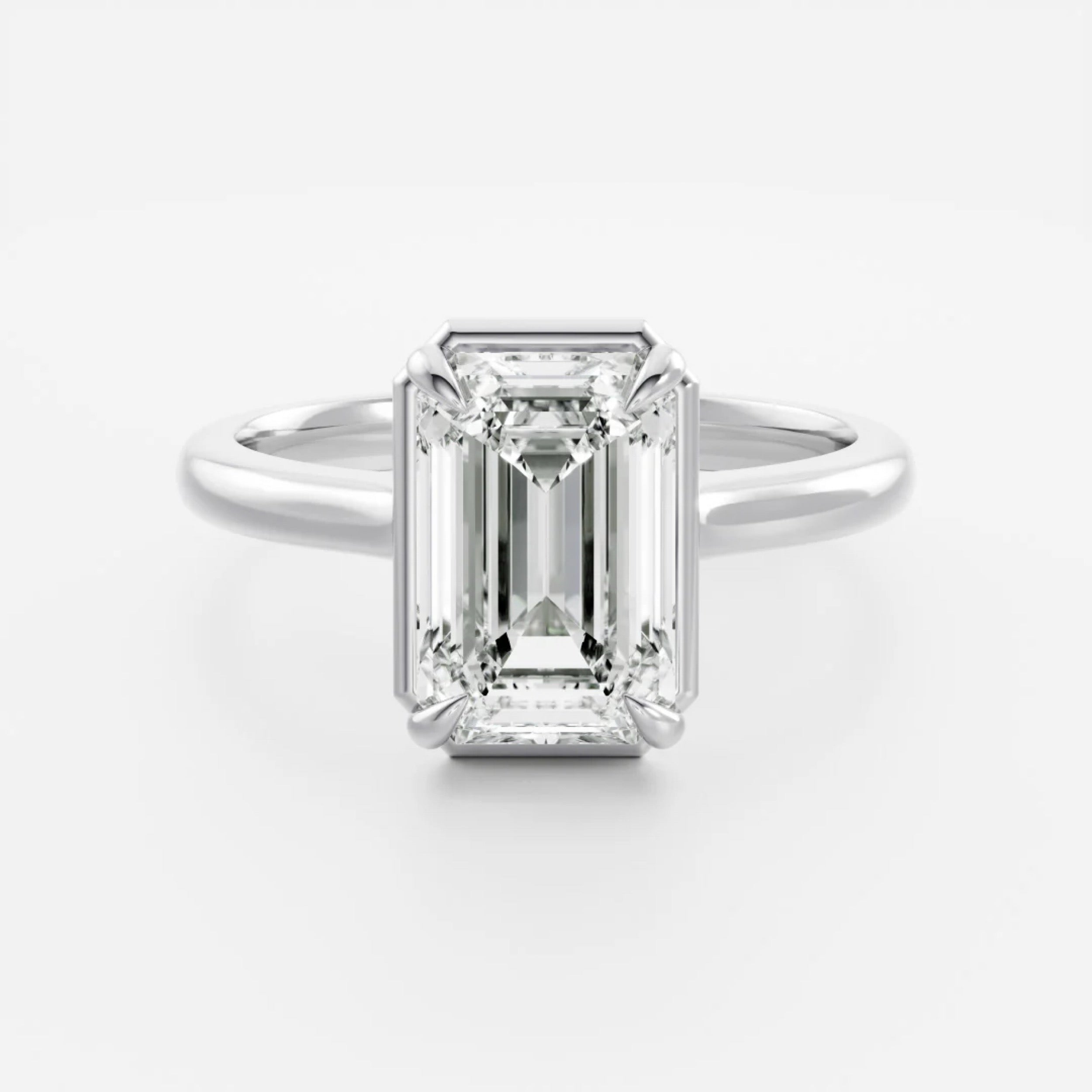 2.5 - 3.5 CT Emerald Lab Grown Diamond Solitiare Engagement Ring