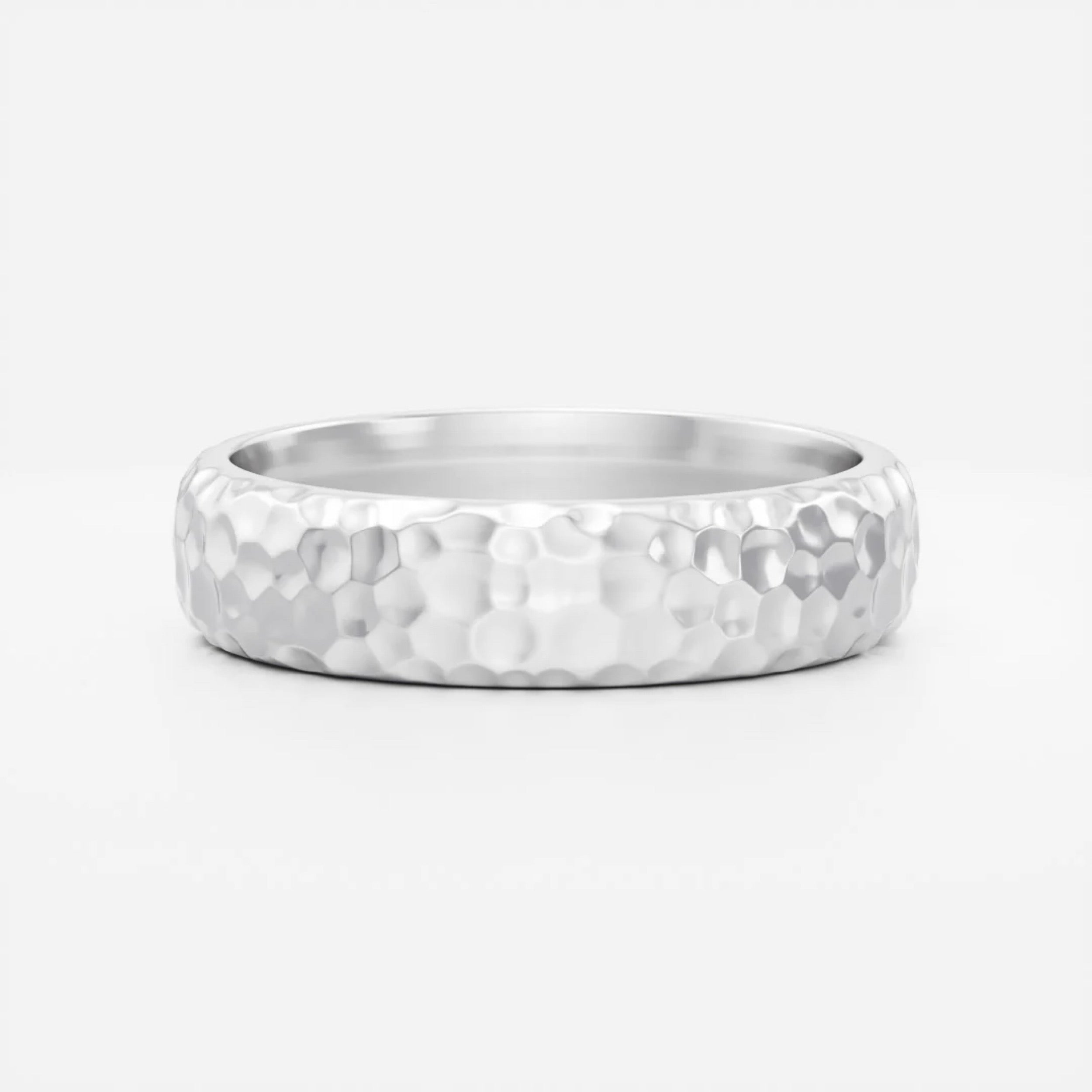 Men's Hammered Wedding Band